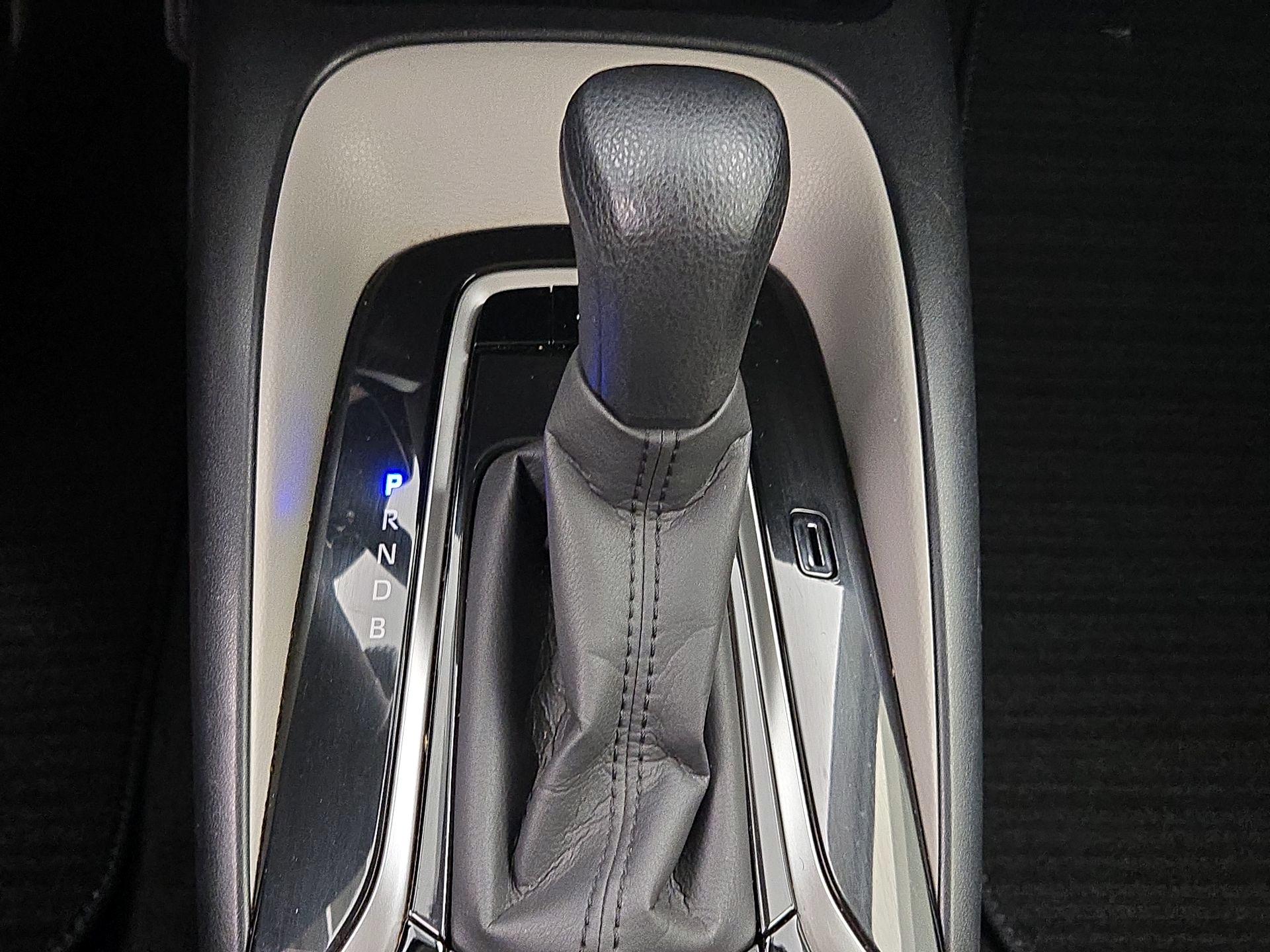 Thumbnail: 2021 Toyota Corolla - 18