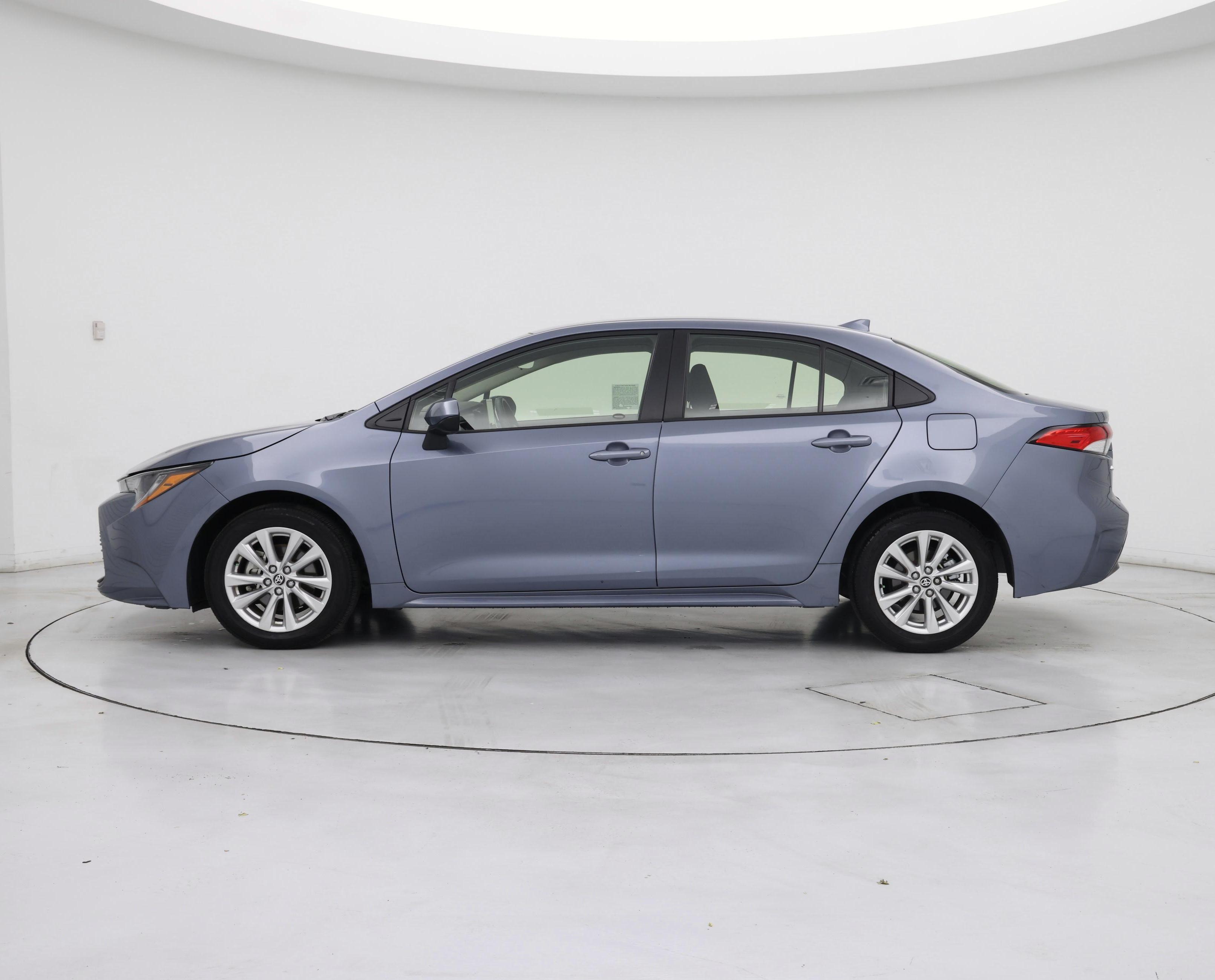 Thumbnail: 2024 Toyota Corolla - 3