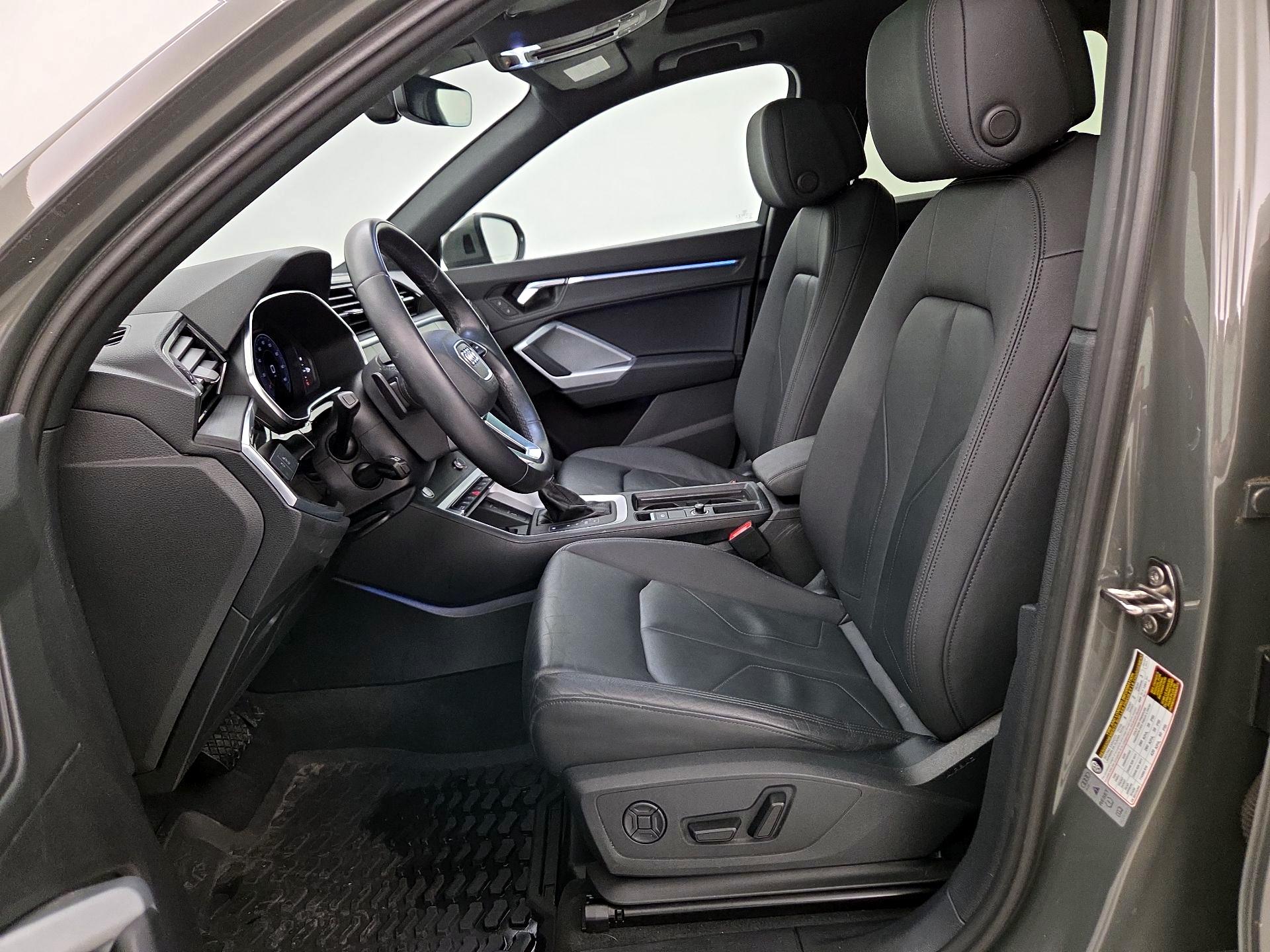 Thumbnail: 2021 Audi Q3 - 9