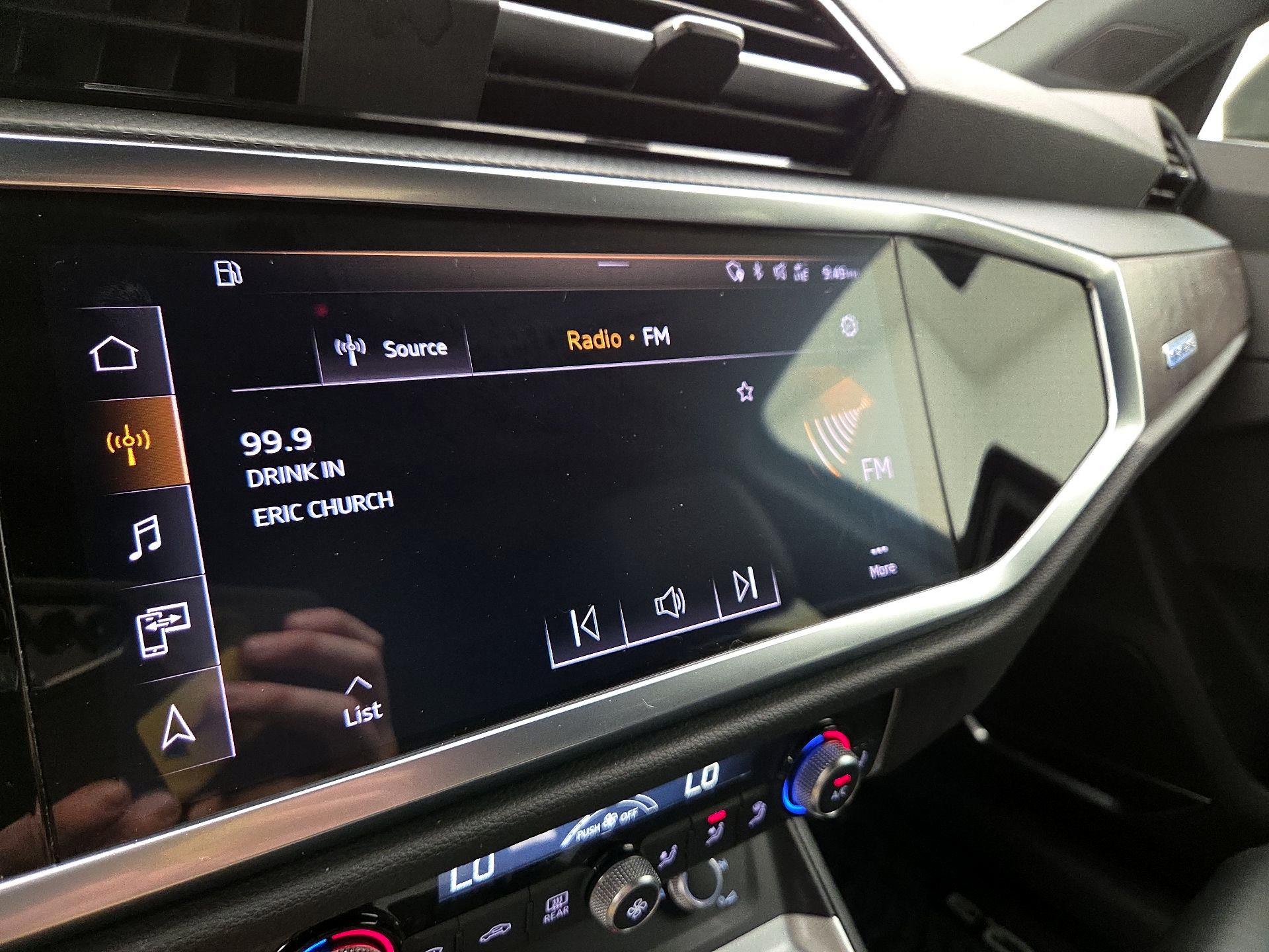 Thumbnail: 2021 Audi Q3 - 14