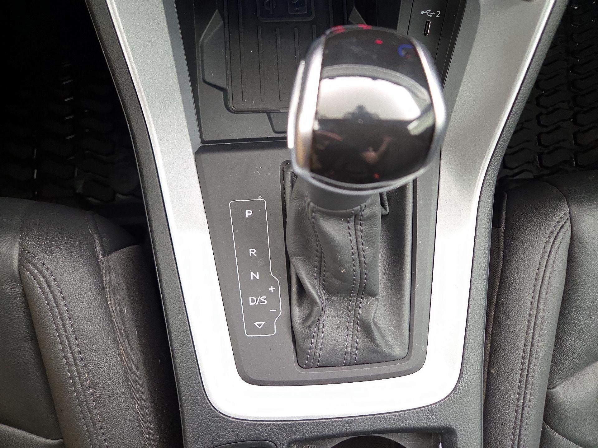 Thumbnail: 2021 Audi Q3 - 16