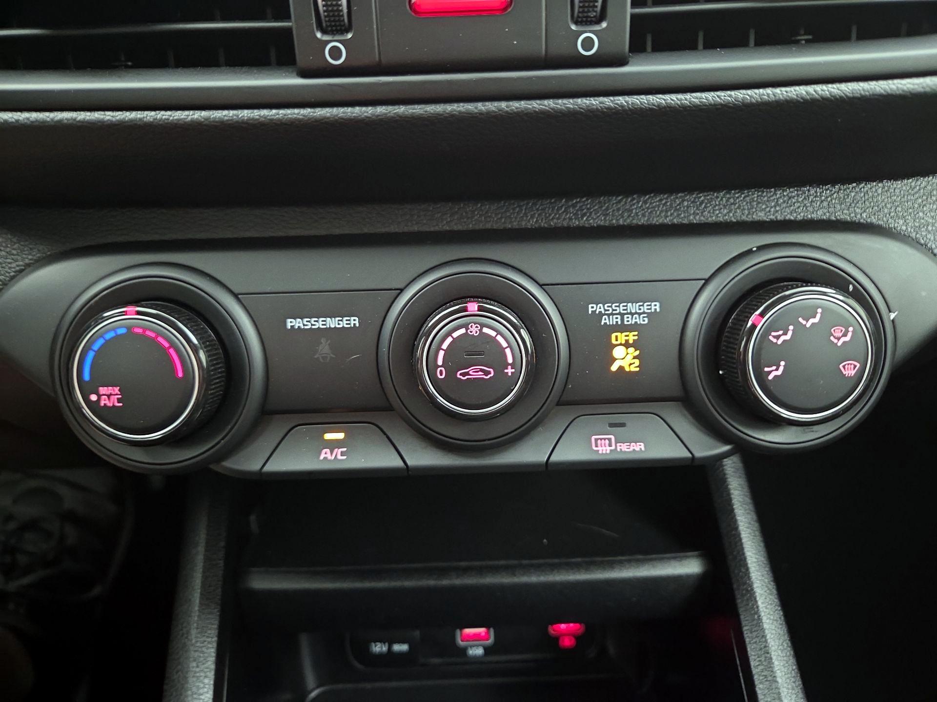 Thumbnail: 2024 Kia Forte - 14