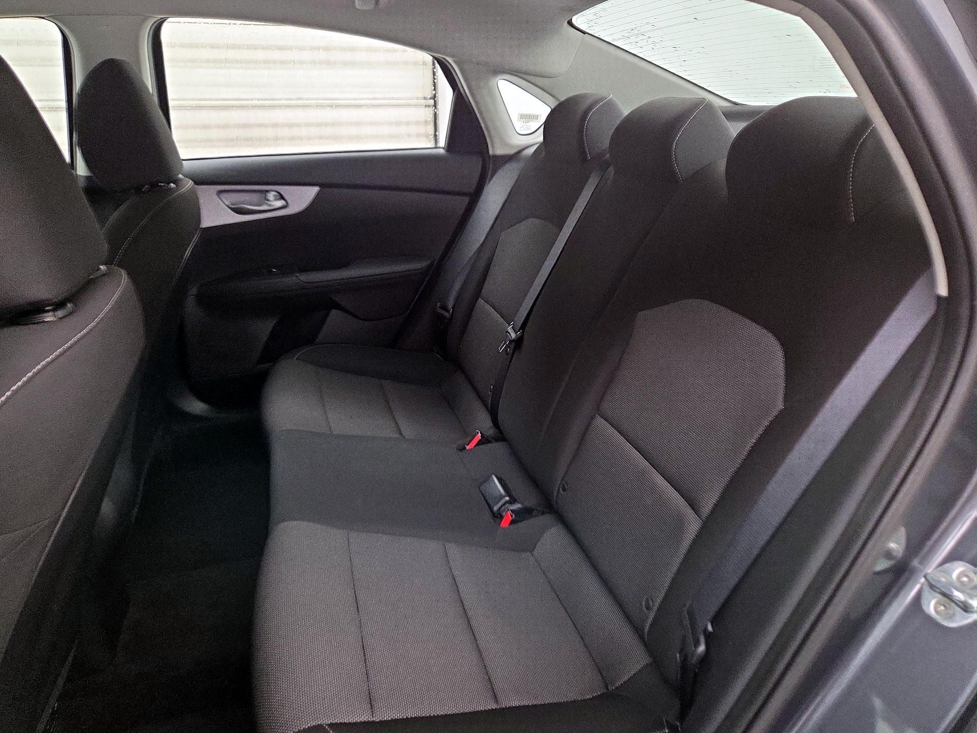 Thumbnail: 2024 Kia Forte - 17