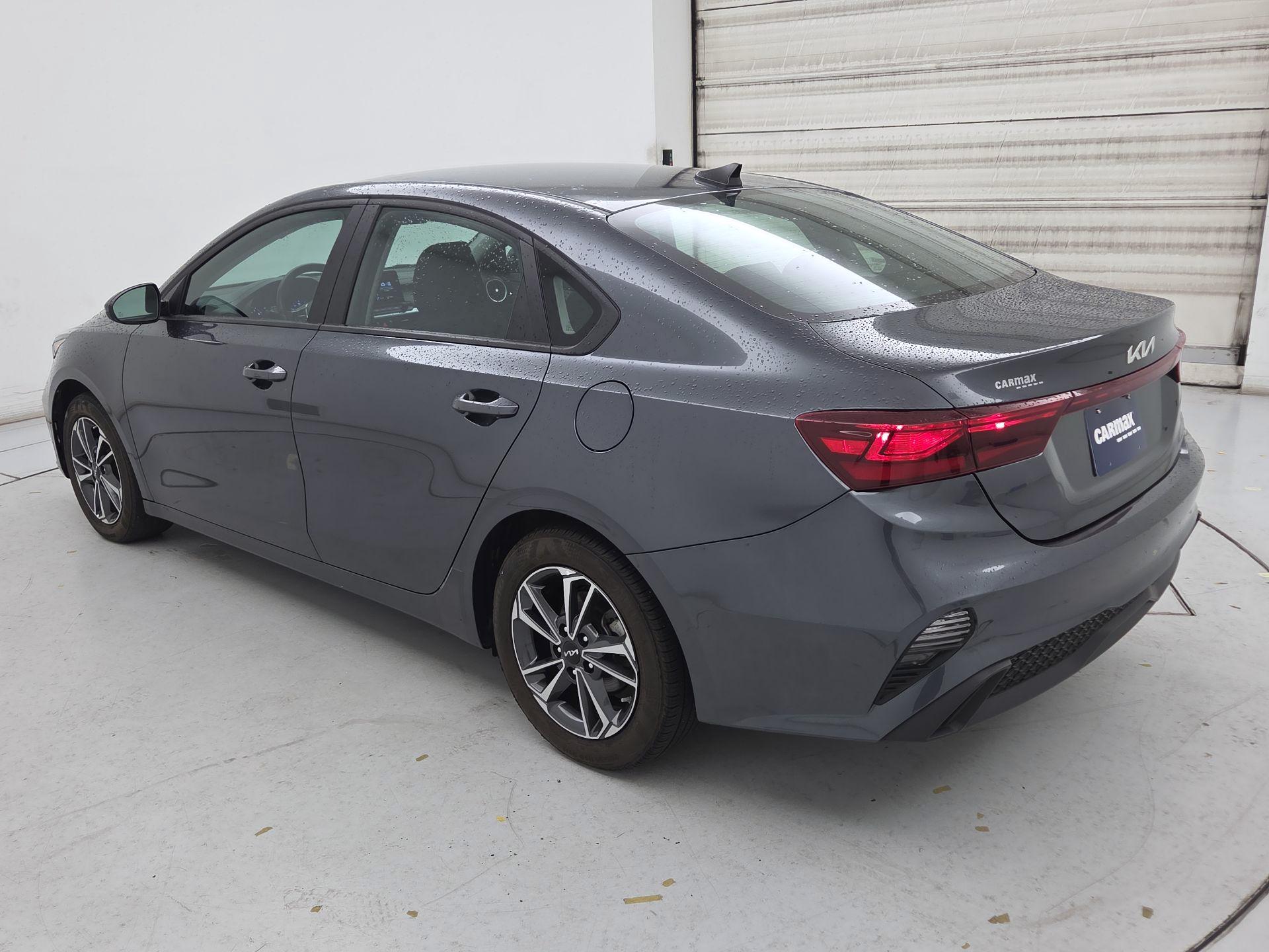 Thumbnail: 2024 Kia Forte - 7