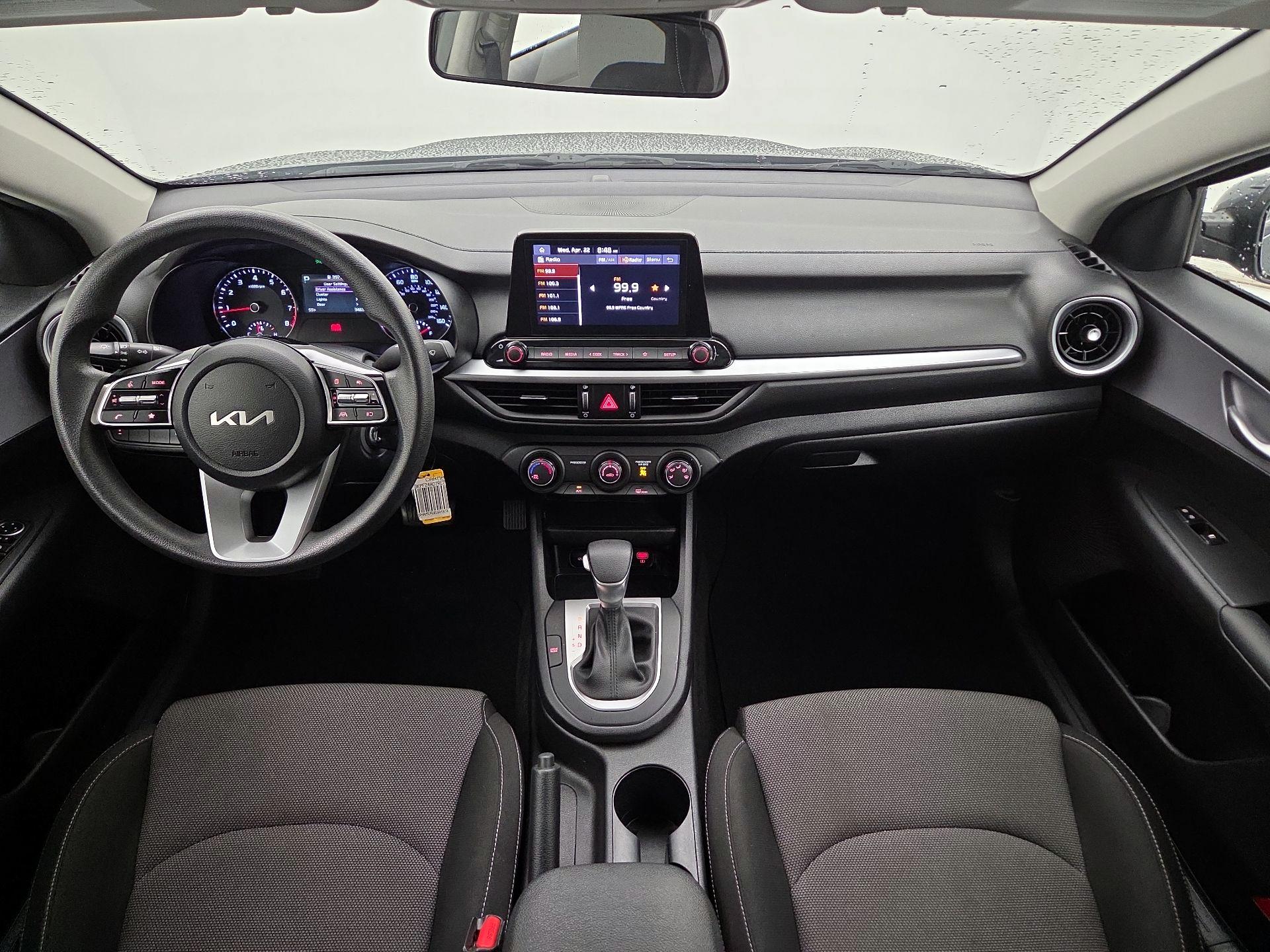 Thumbnail: 2024 Kia Forte - 8