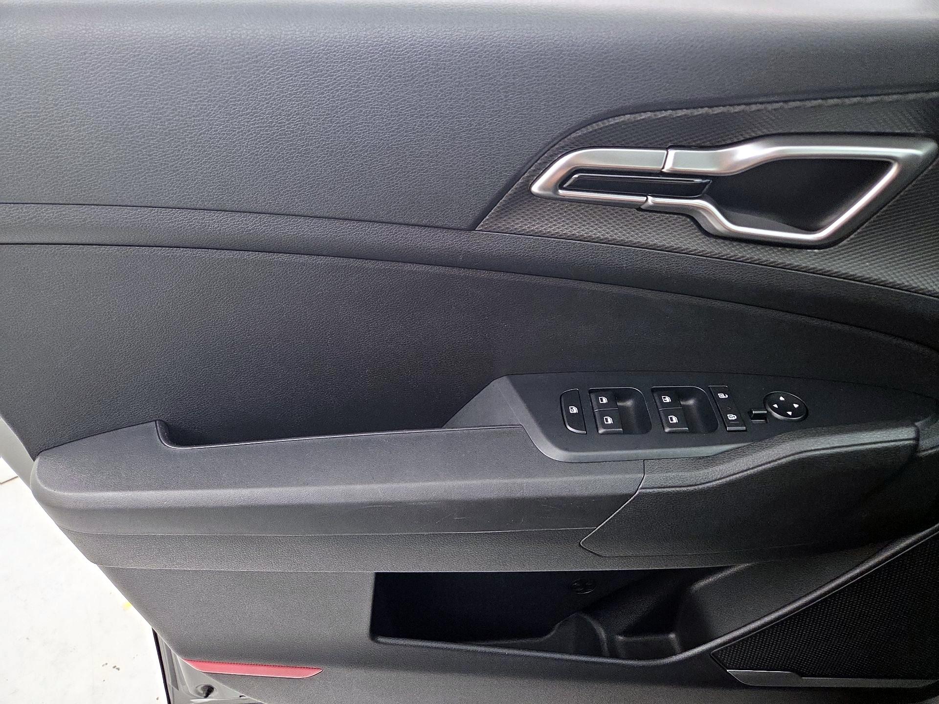 Thumbnail: 2024 Kia Sportage - 12