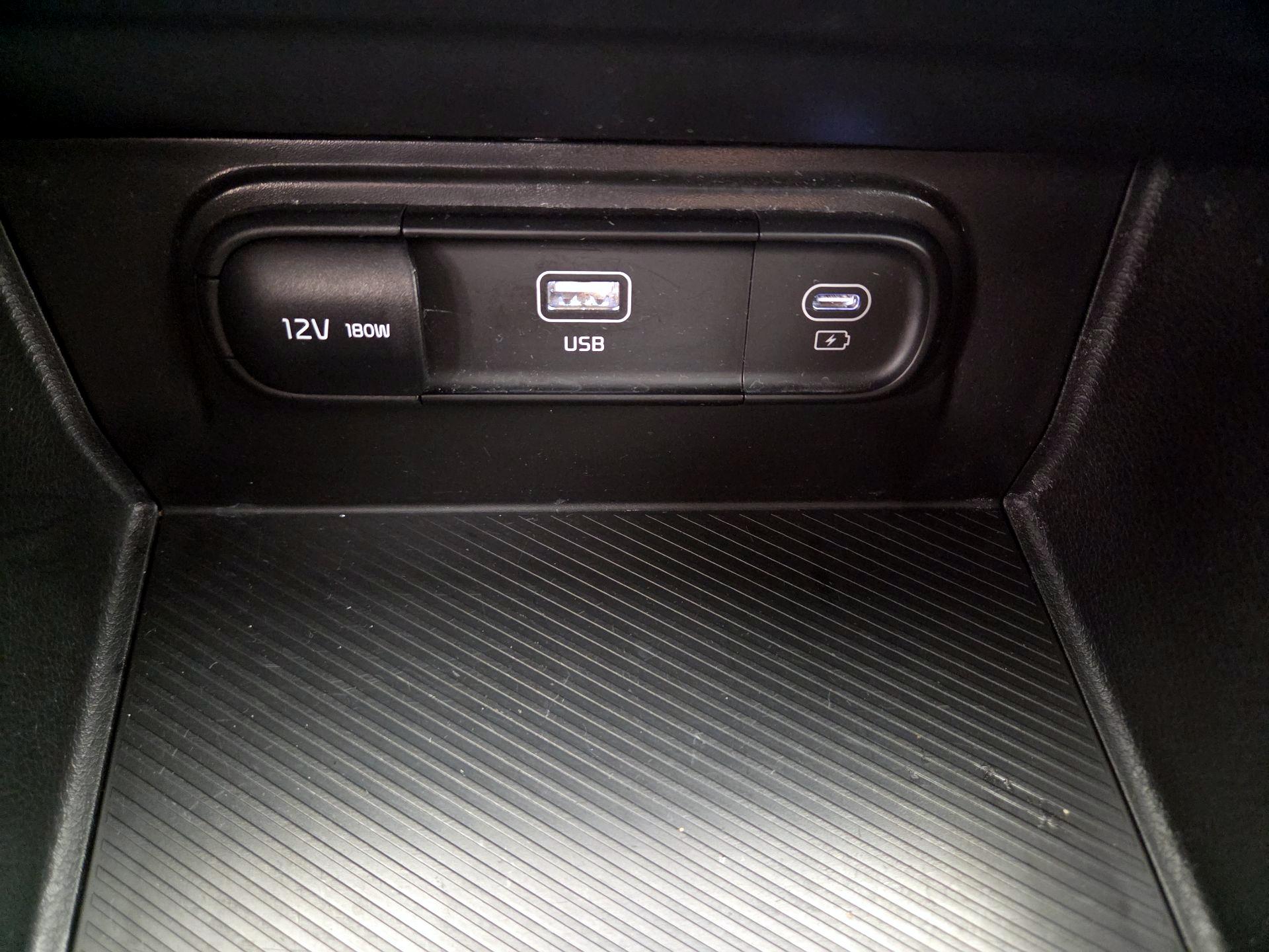 Thumbnail: 2024 Kia Sportage - 18