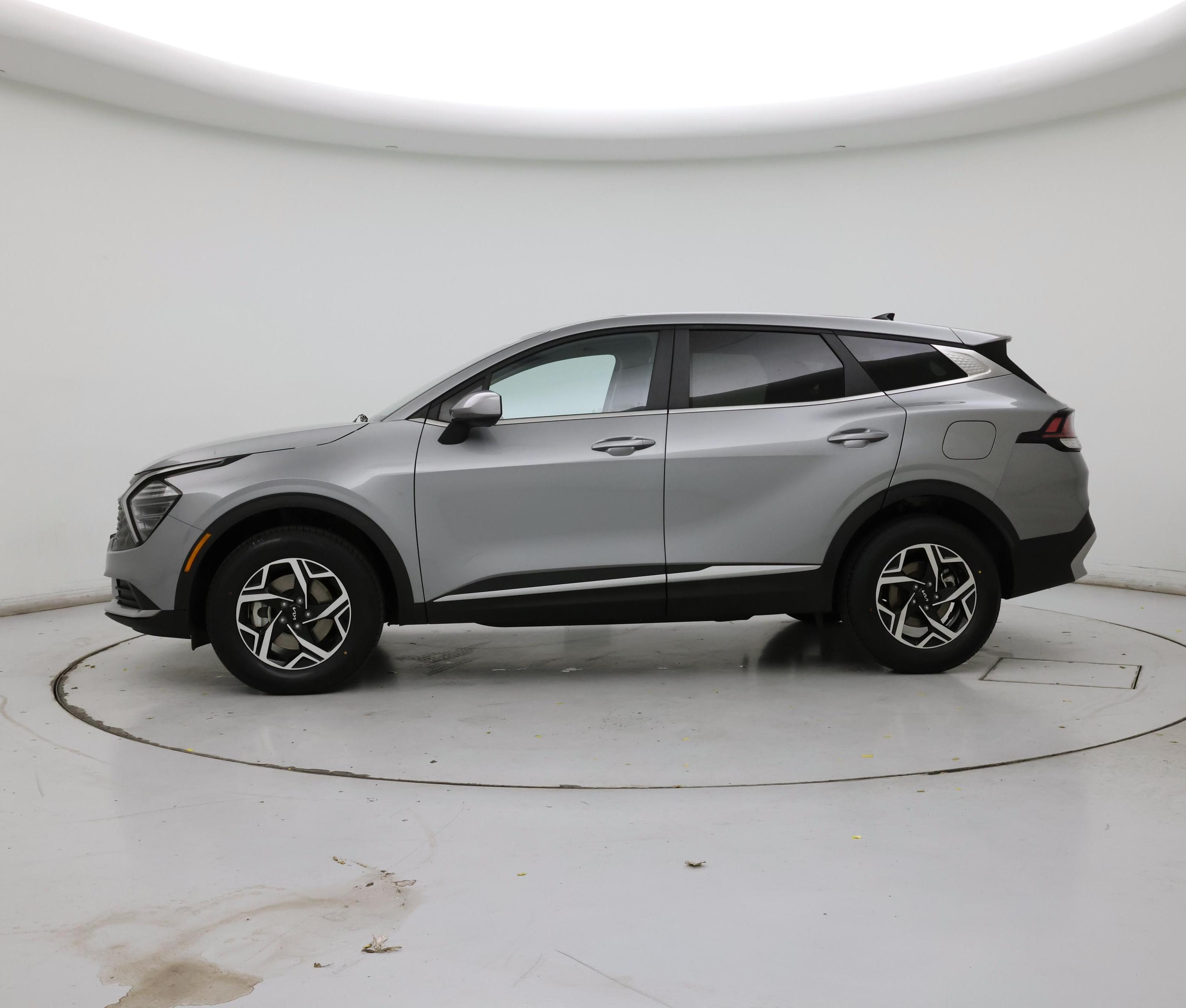 Thumbnail: 2024 Kia Sportage - 3