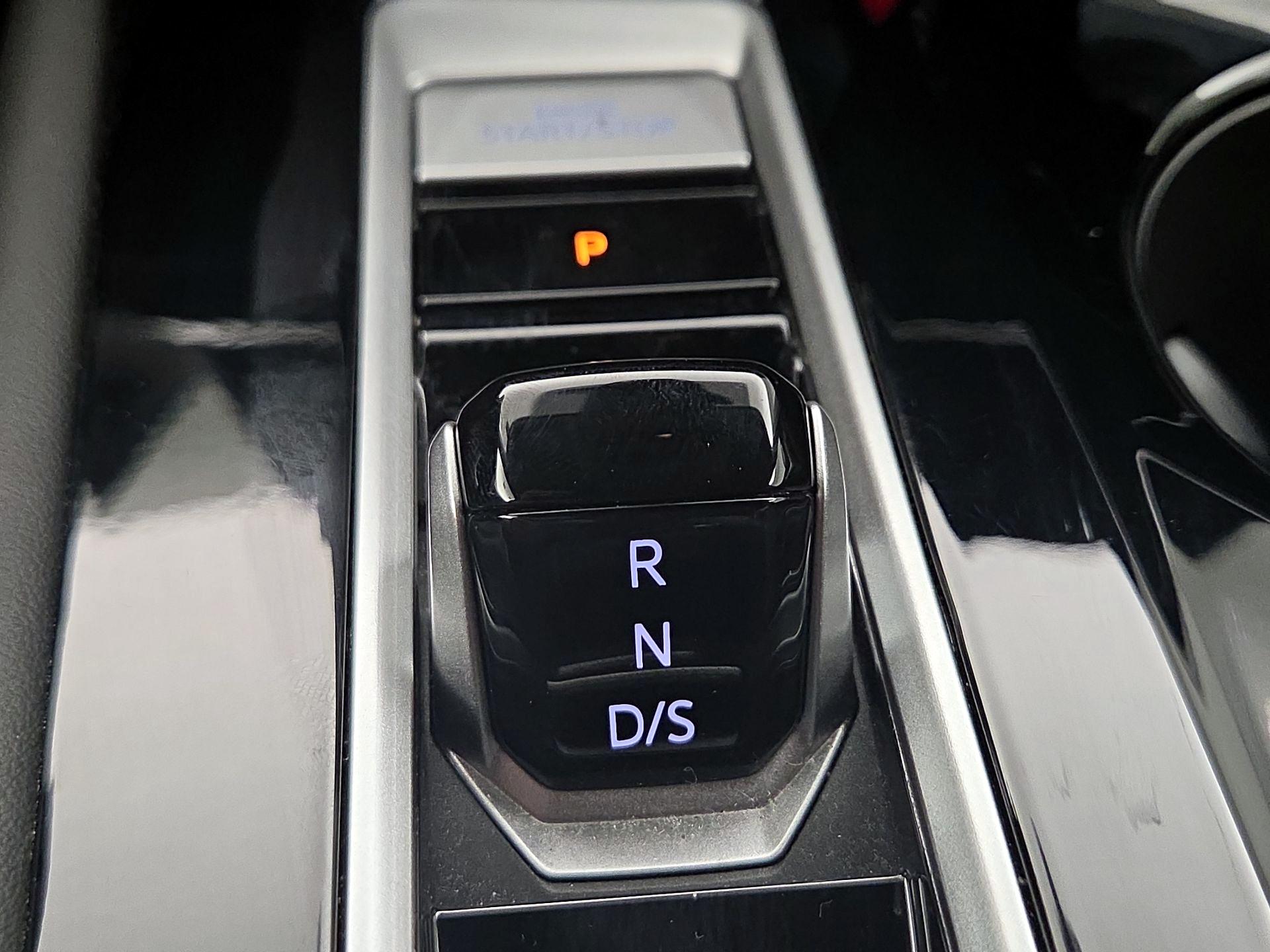 Thumbnail: 2025 Volkswagen Atlas - 17