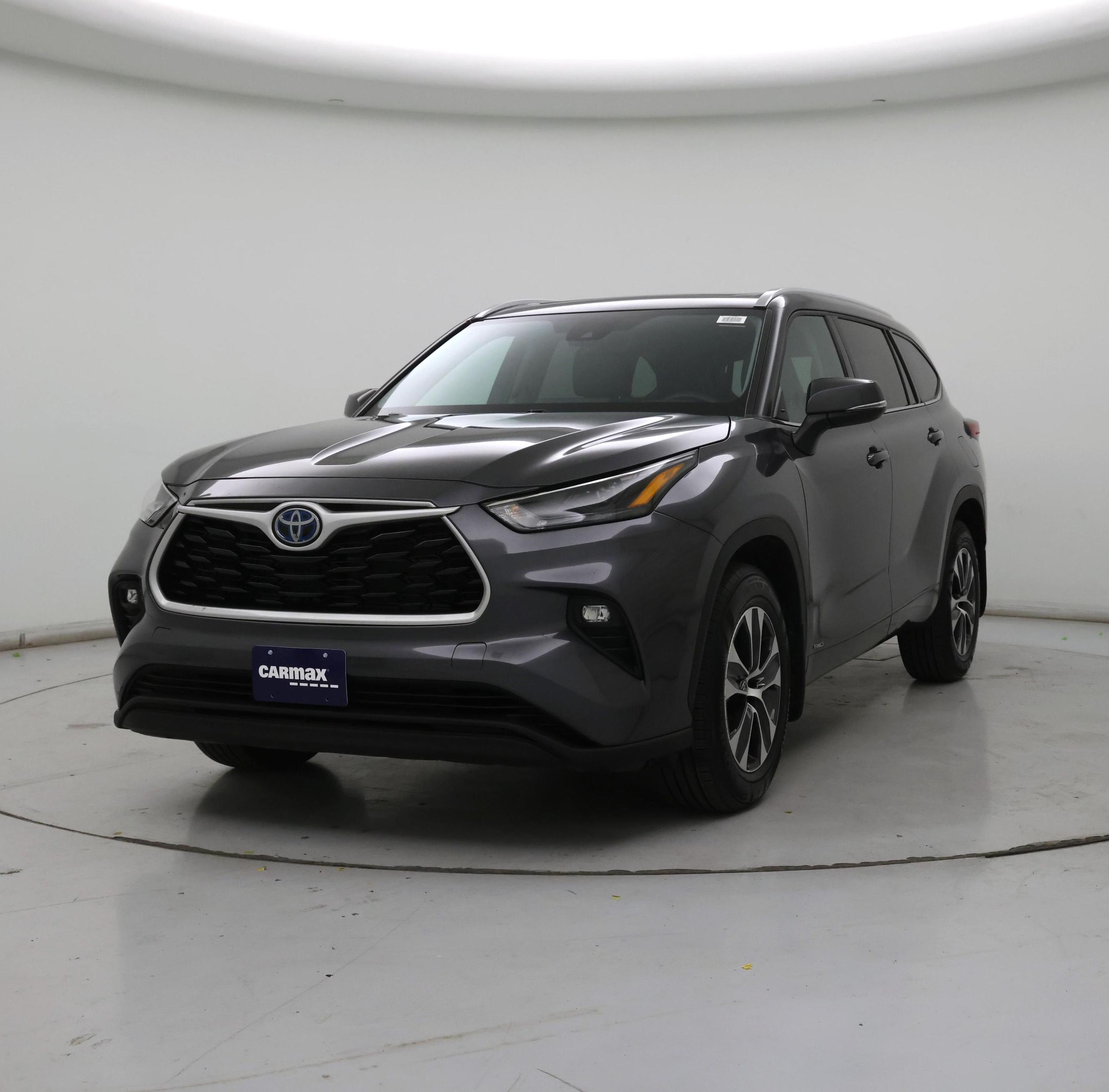 Thumbnail: 2022 Toyota Highlander - 4