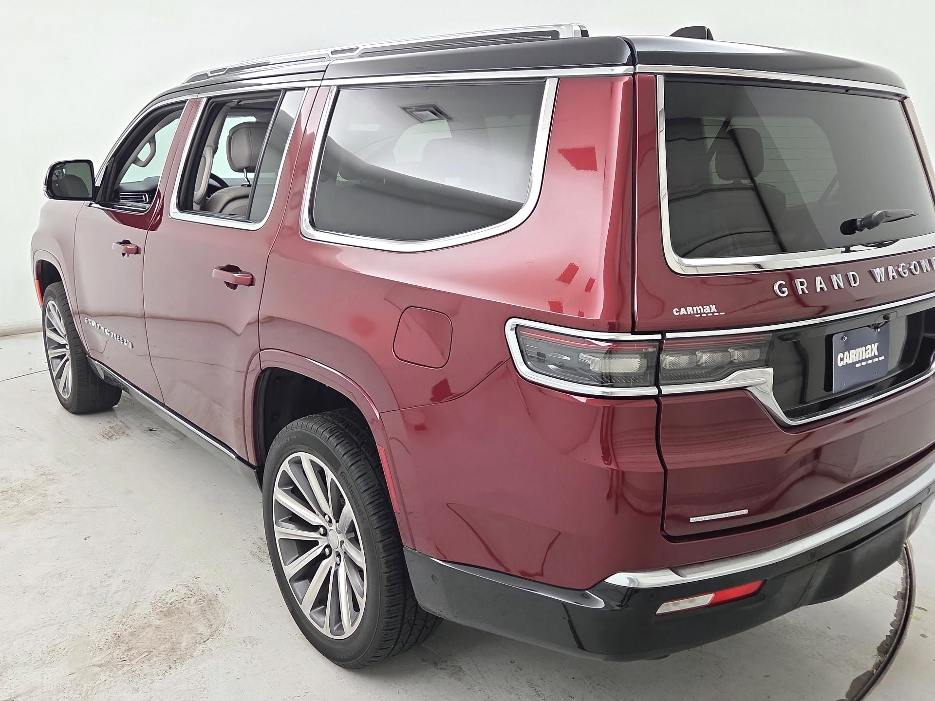 Thumbnail: 2022 Jeep Grand Wagoneer - 7