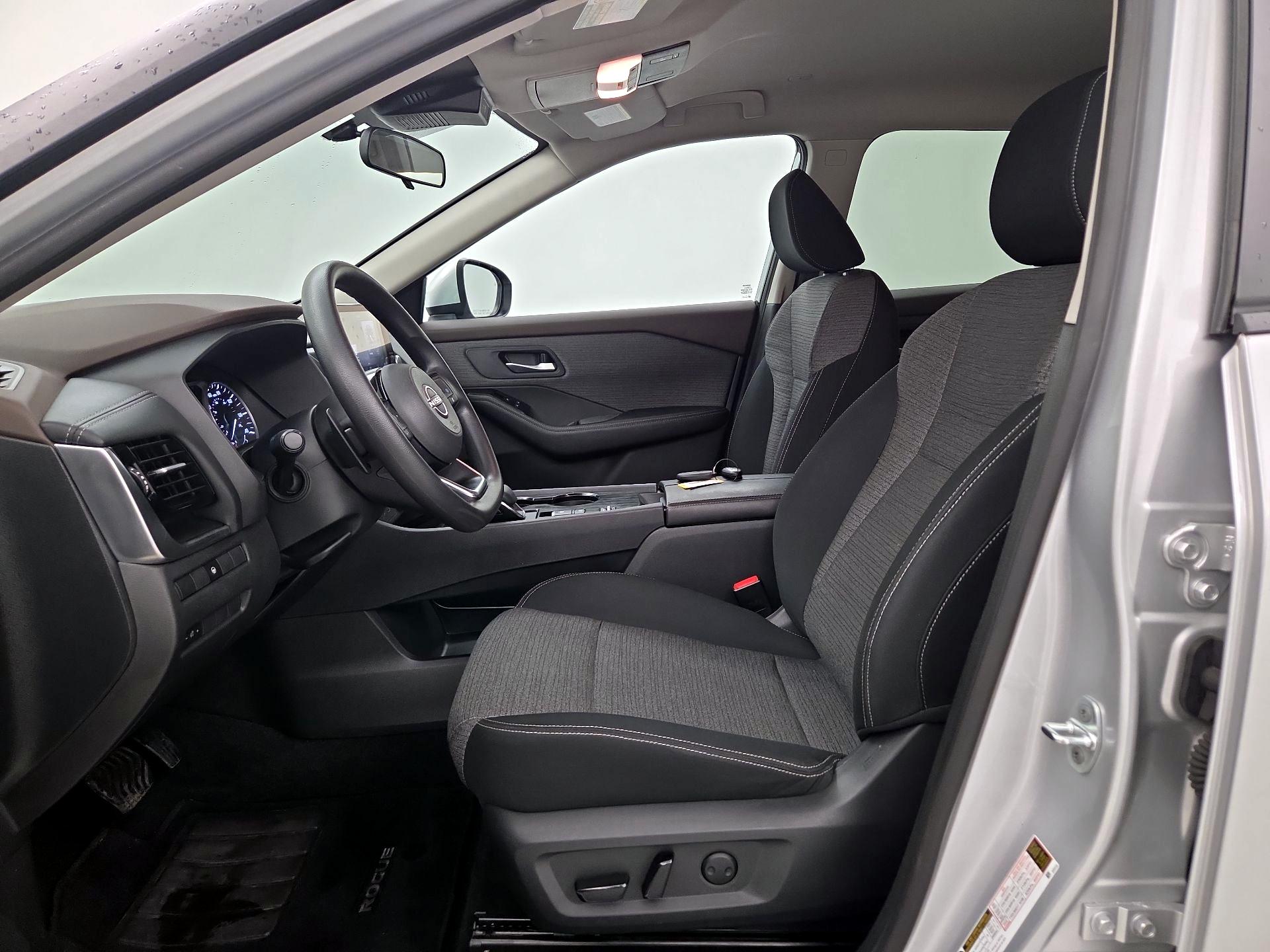 Thumbnail: 2022 Nissan Rogue - 11