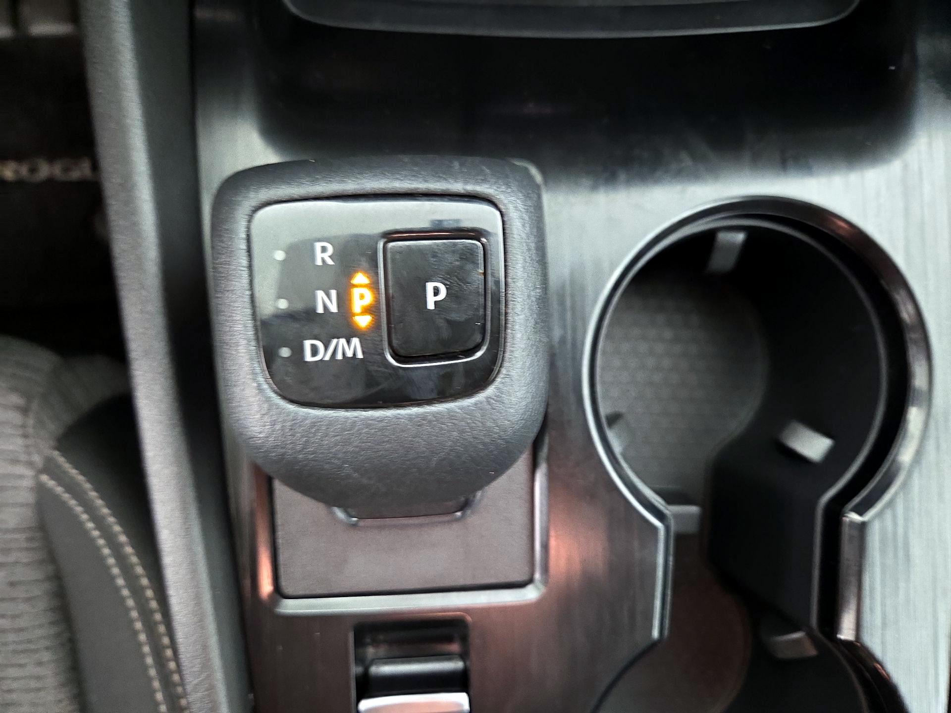 Thumbnail: 2022 Nissan Rogue - 17