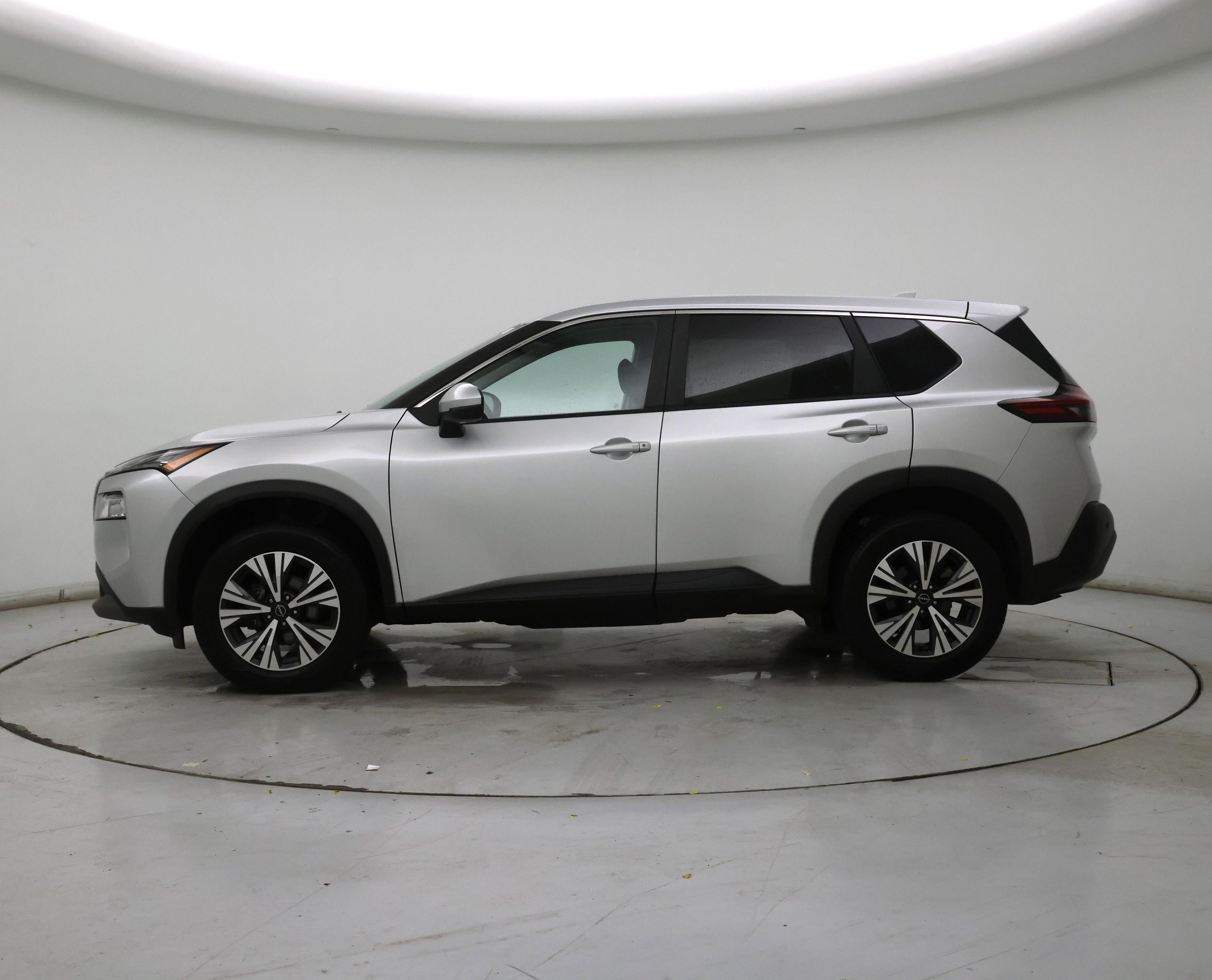 Thumbnail: 2022 Nissan Rogue - 3