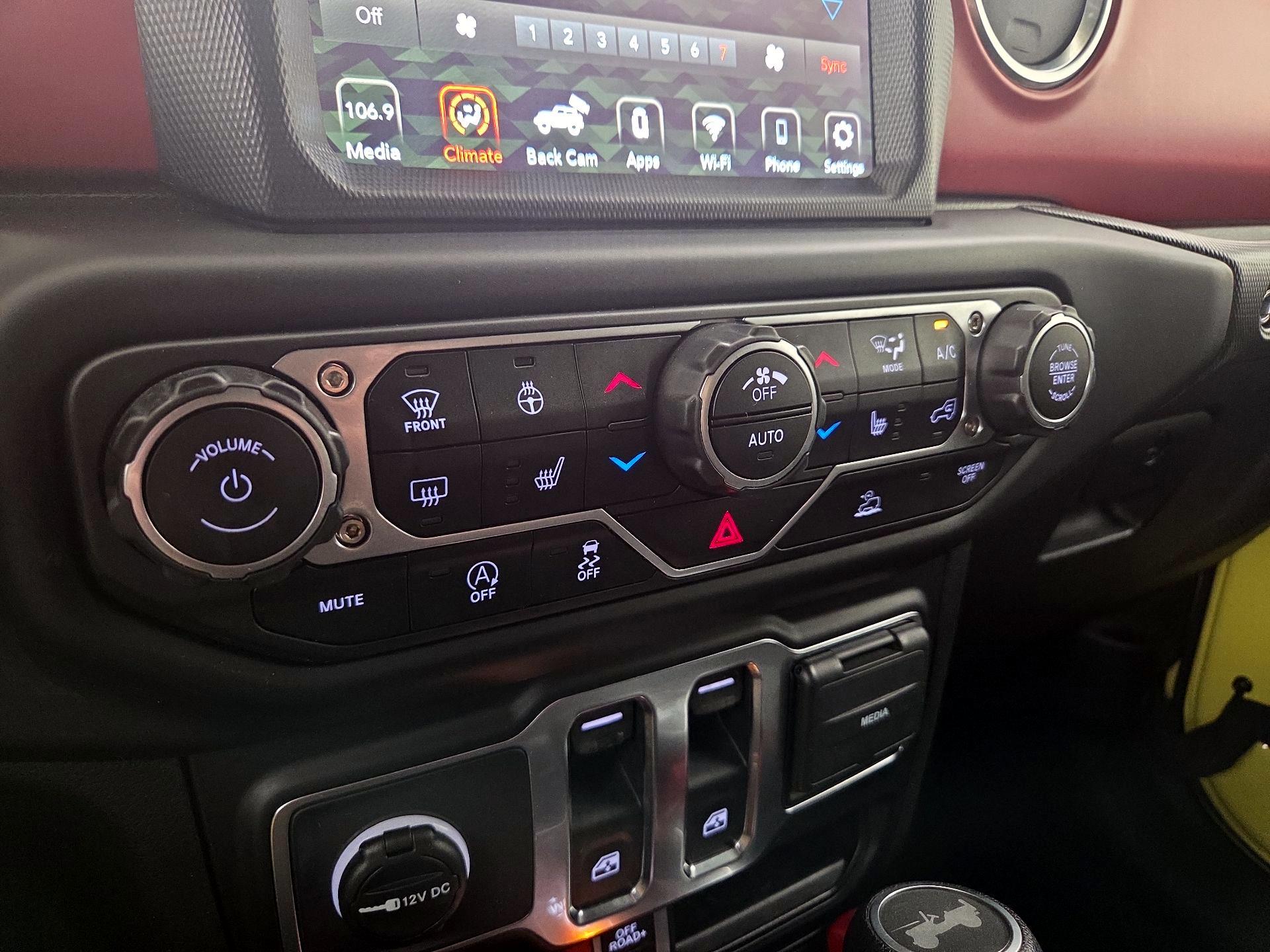 Thumbnail: 2023 Jeep Wrangler - 14