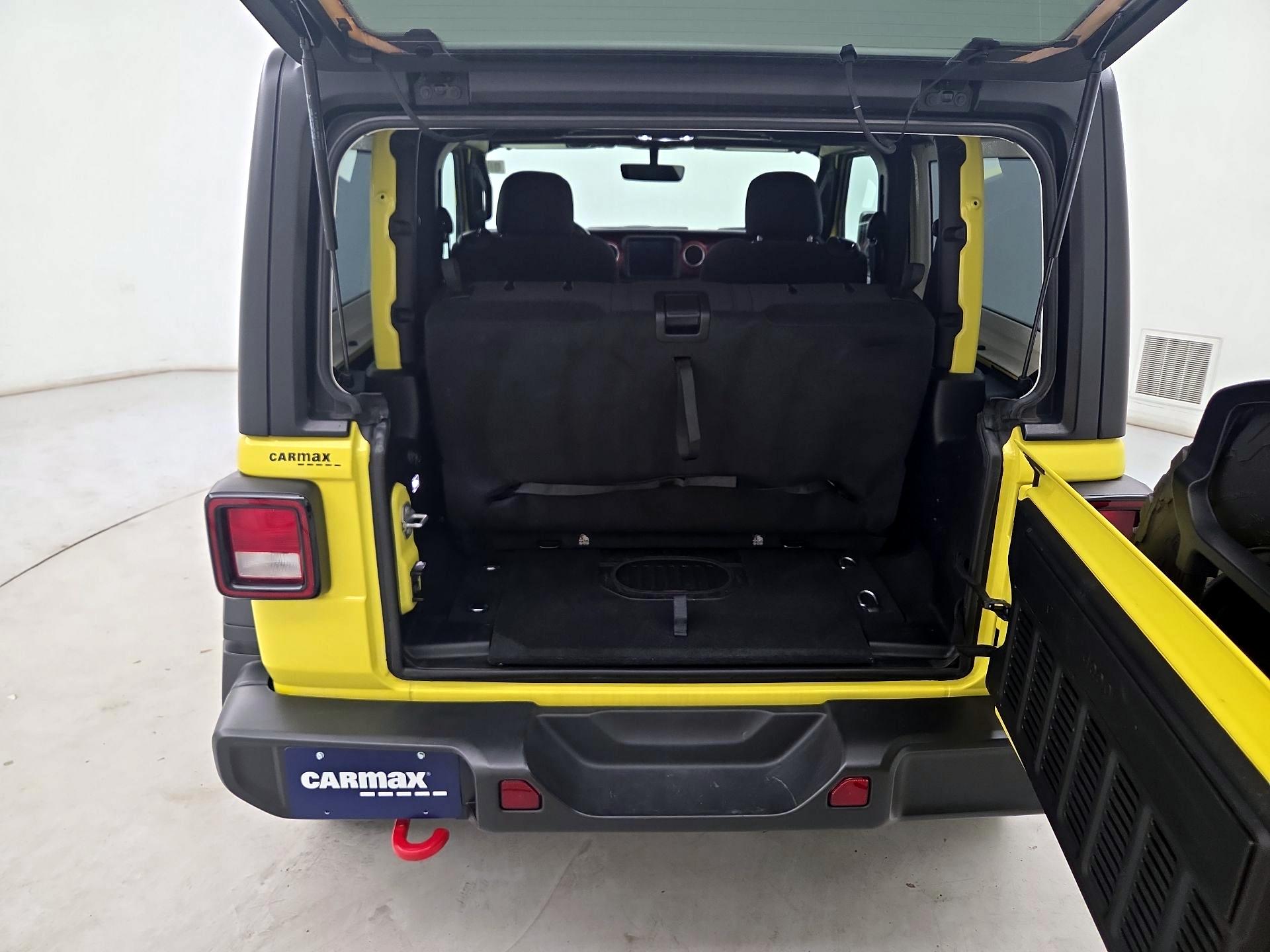 Thumbnail: 2023 Jeep Wrangler - 18