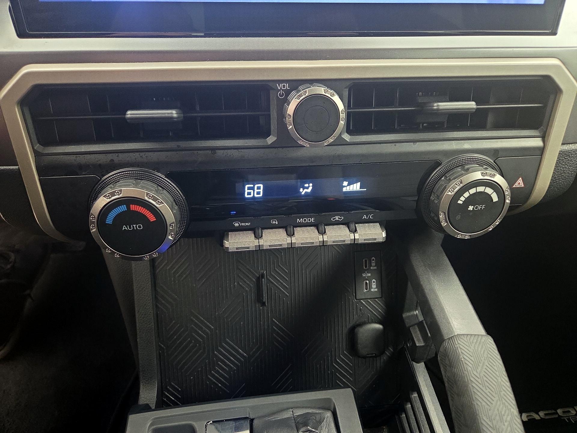 Thumbnail: 2025 Toyota Tacoma - 15