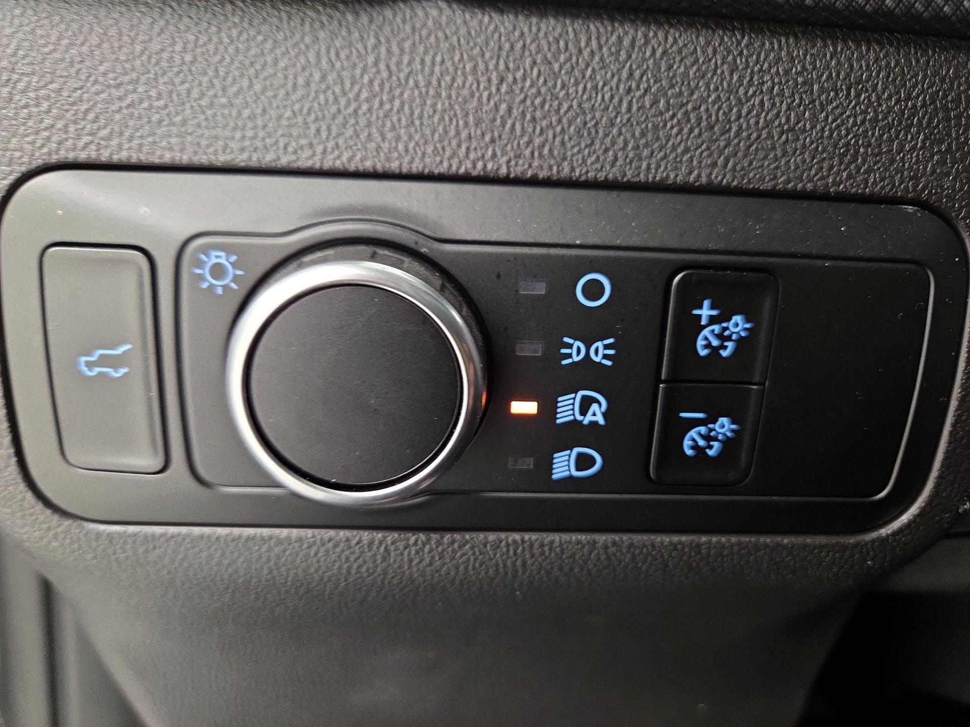 Thumbnail: 2023 Ford Bronco Sport - 13