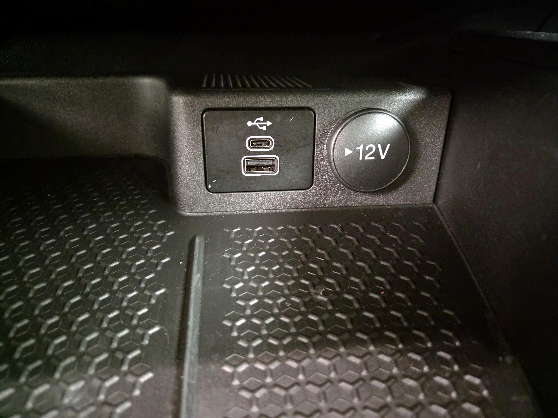 Thumbnail: 2023 Ford Bronco Sport - 18