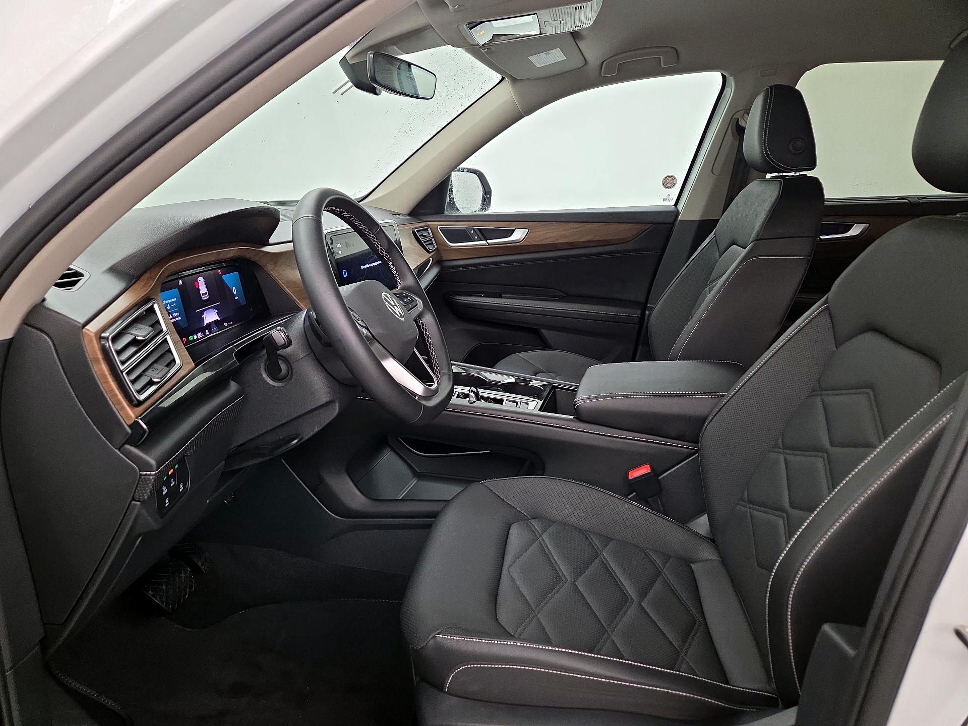 Thumbnail: 2025 Volkswagen Atlas - 11