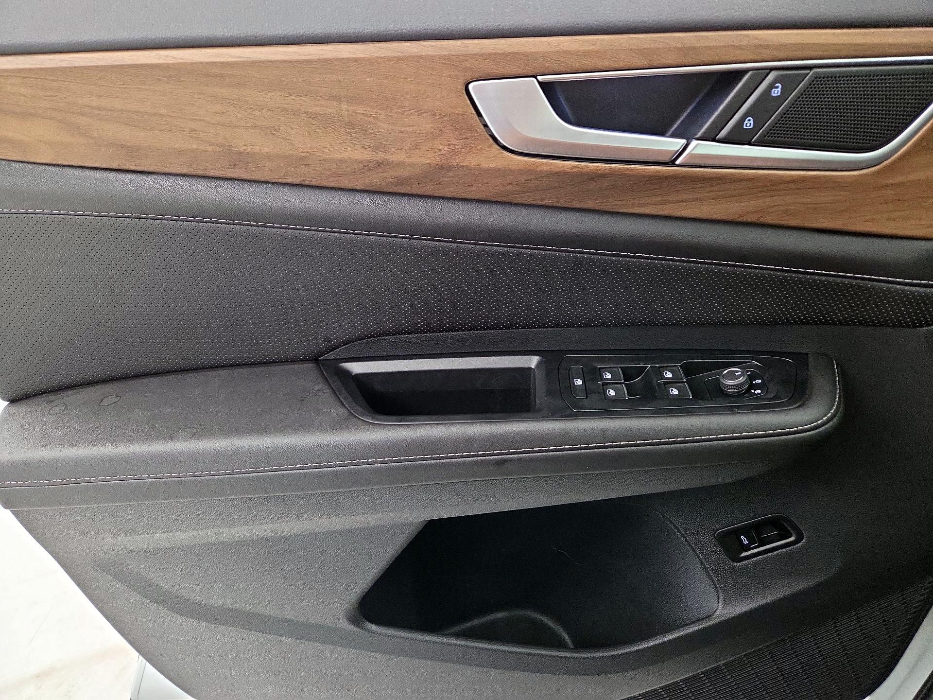 Thumbnail: 2025 Volkswagen Atlas - 12