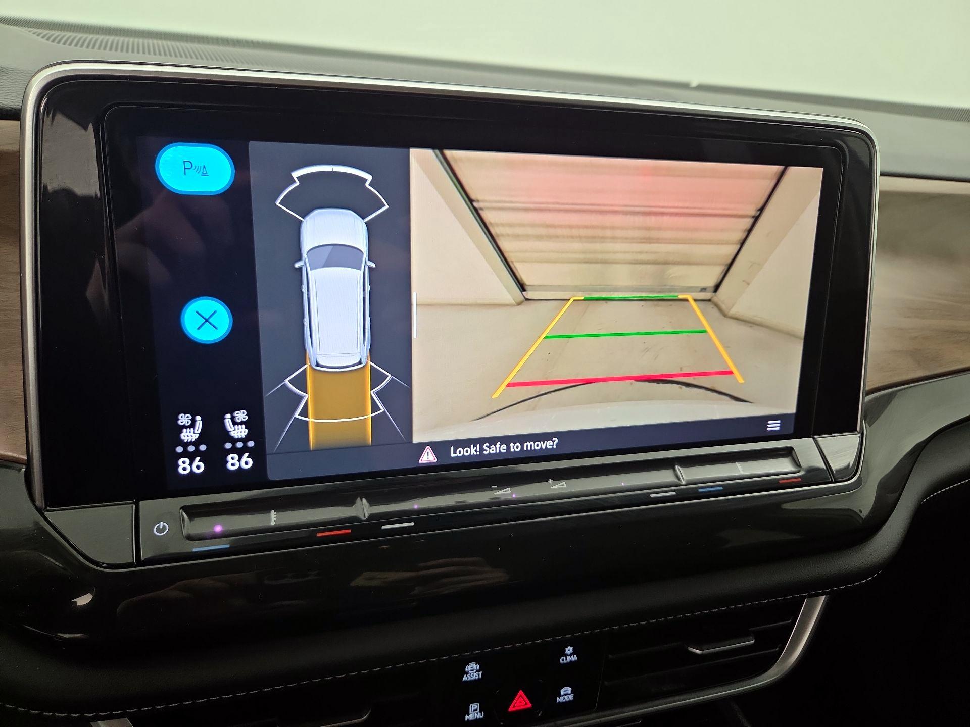 Thumbnail: 2025 Volkswagen Atlas - 14