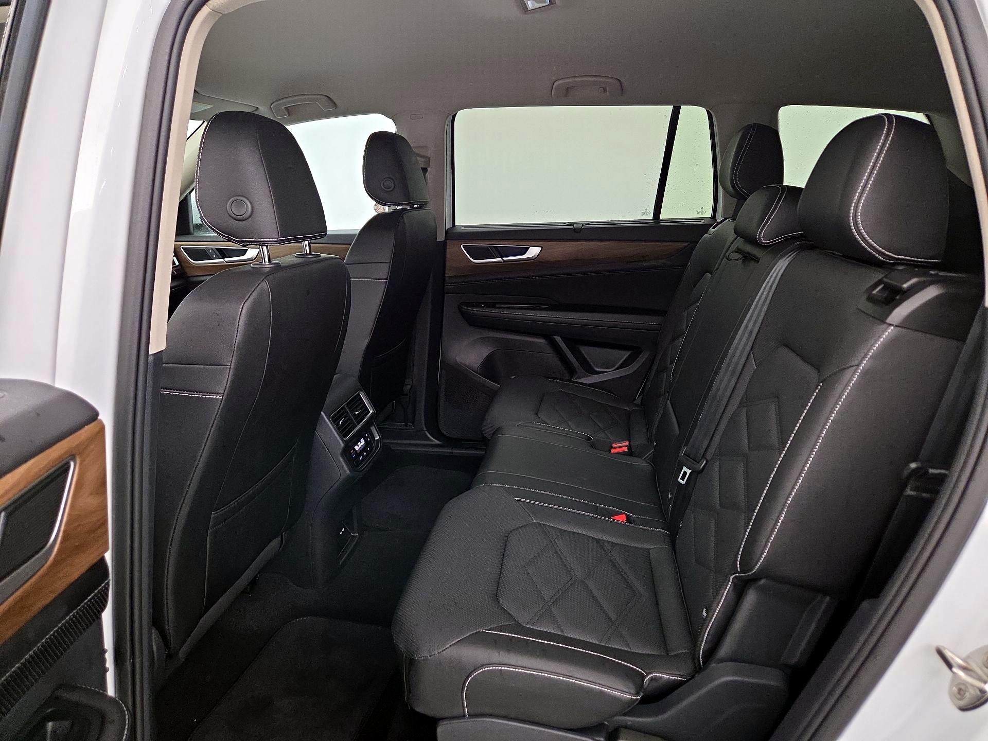 Thumbnail: 2025 Volkswagen Atlas - 19