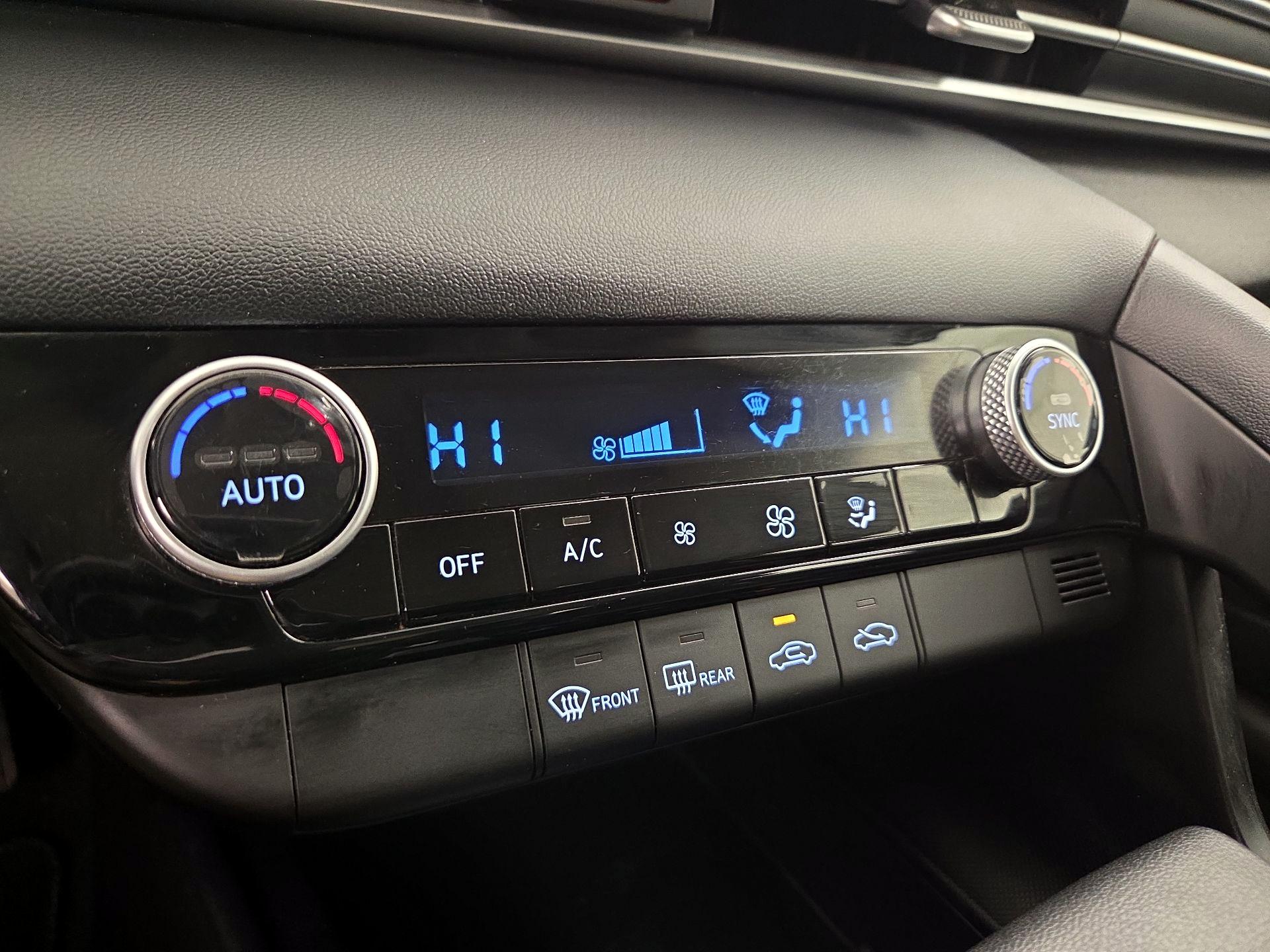 Thumbnail: 2021 Hyundai Elantra - 16