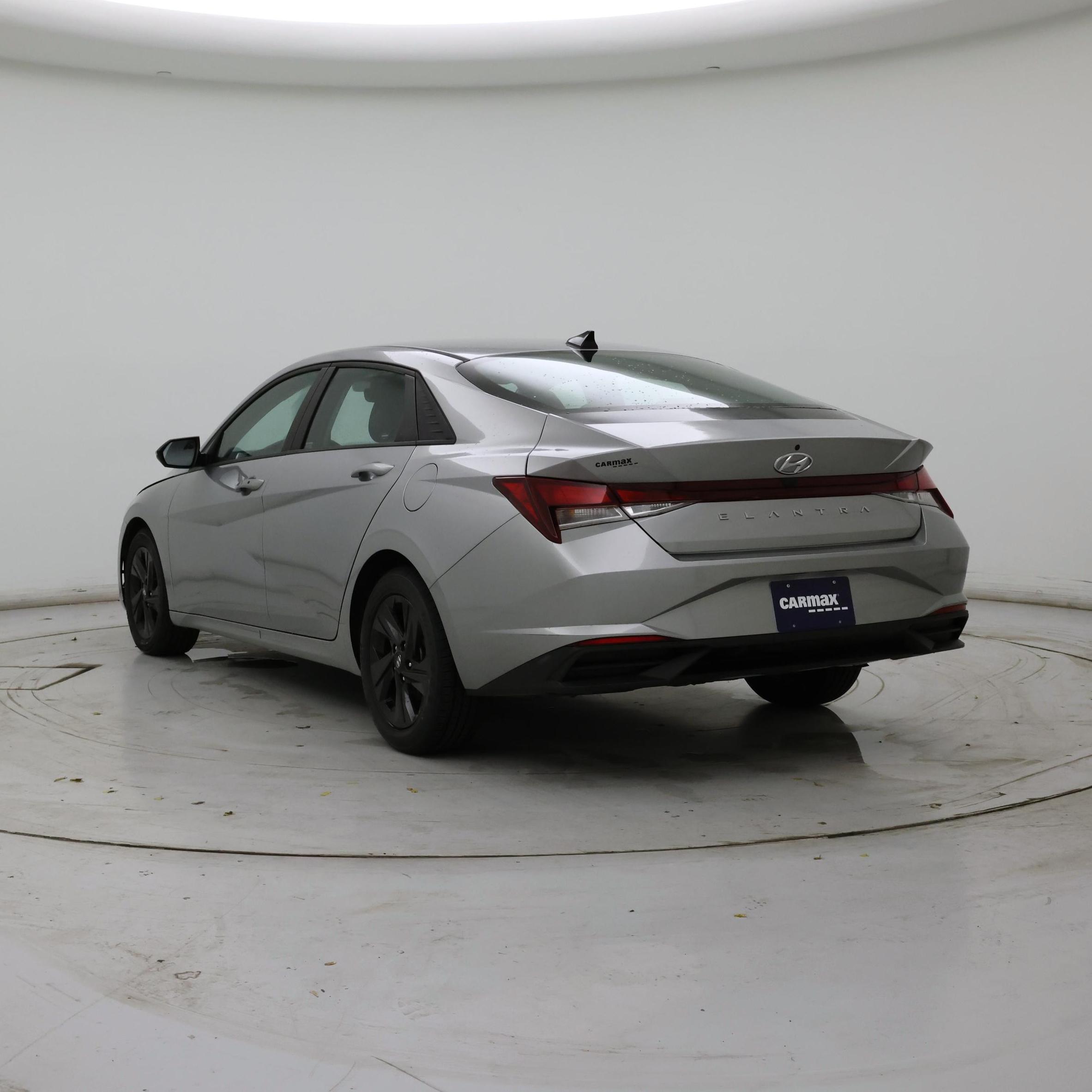 Thumbnail: 2021 Hyundai Elantra - 2