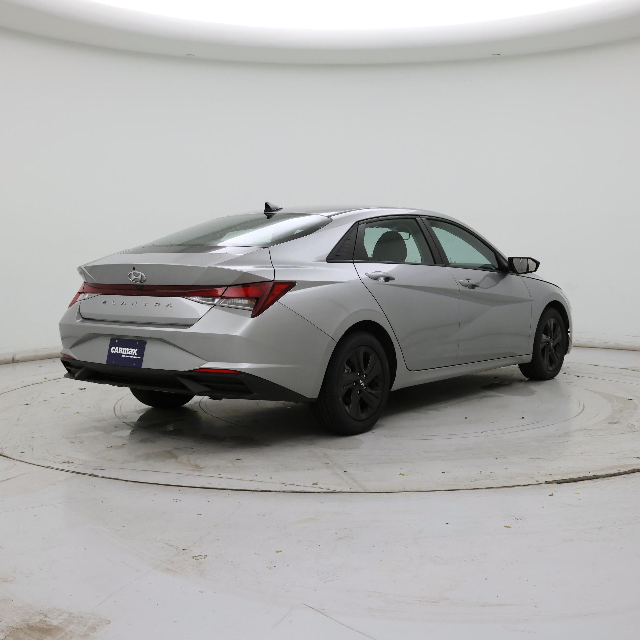 Thumbnail: 2021 Hyundai Elantra - 8