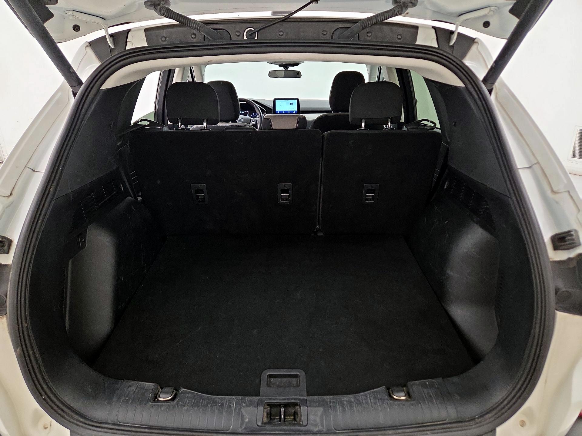 Thumbnail: 2021 Ford Escape - 18