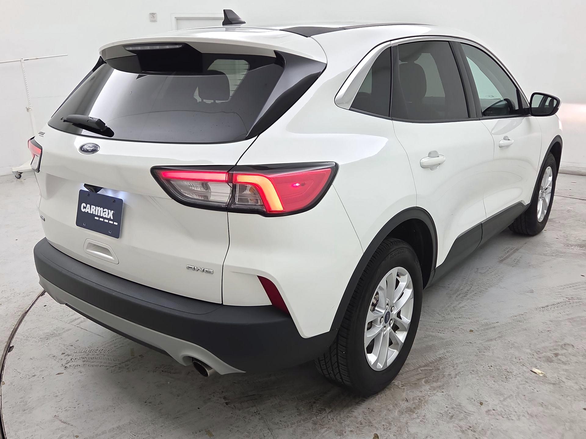 Thumbnail: 2021 Ford Escape - 5