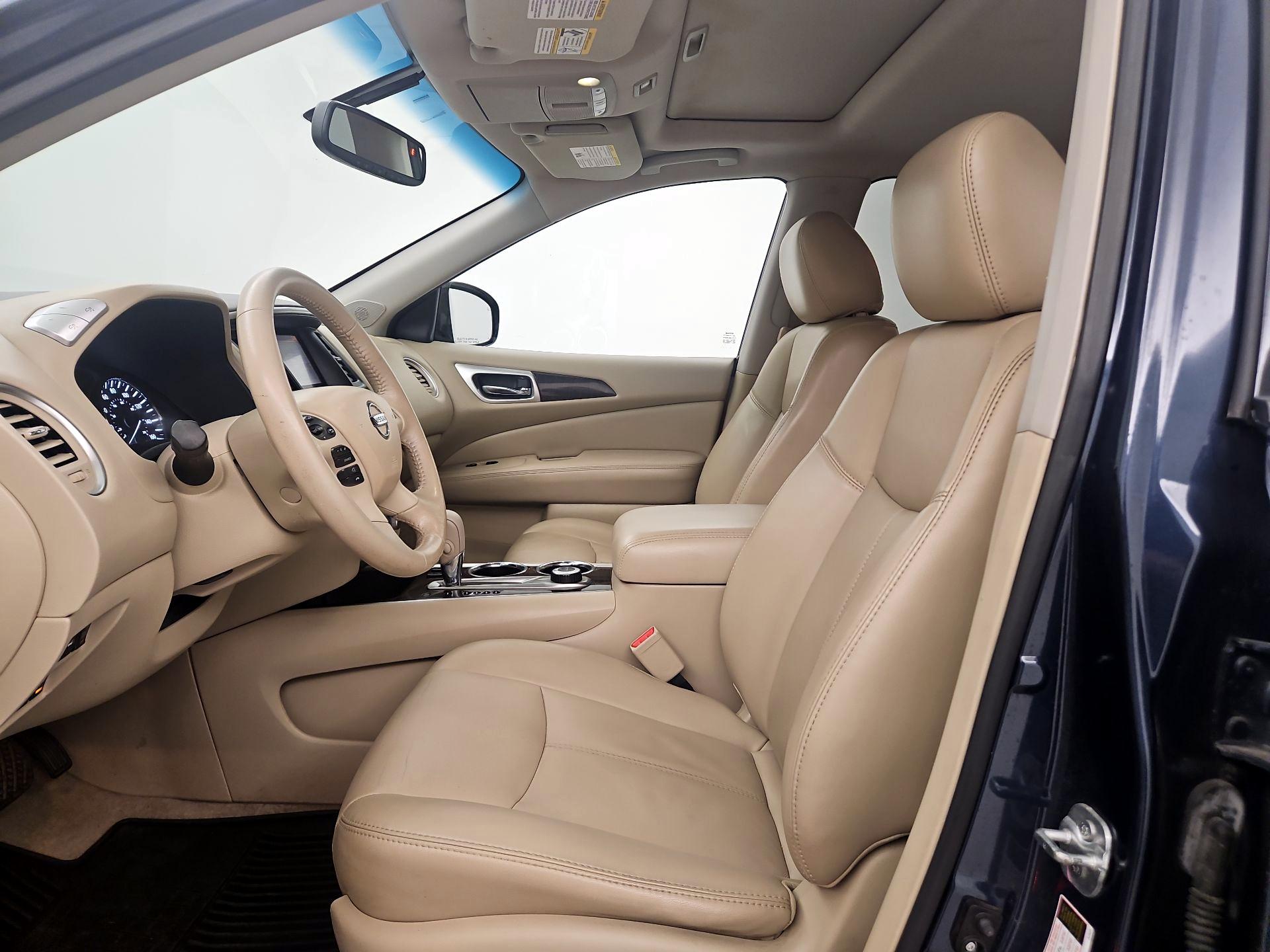 Thumbnail: 2014 Nissan Pathfinder - 11