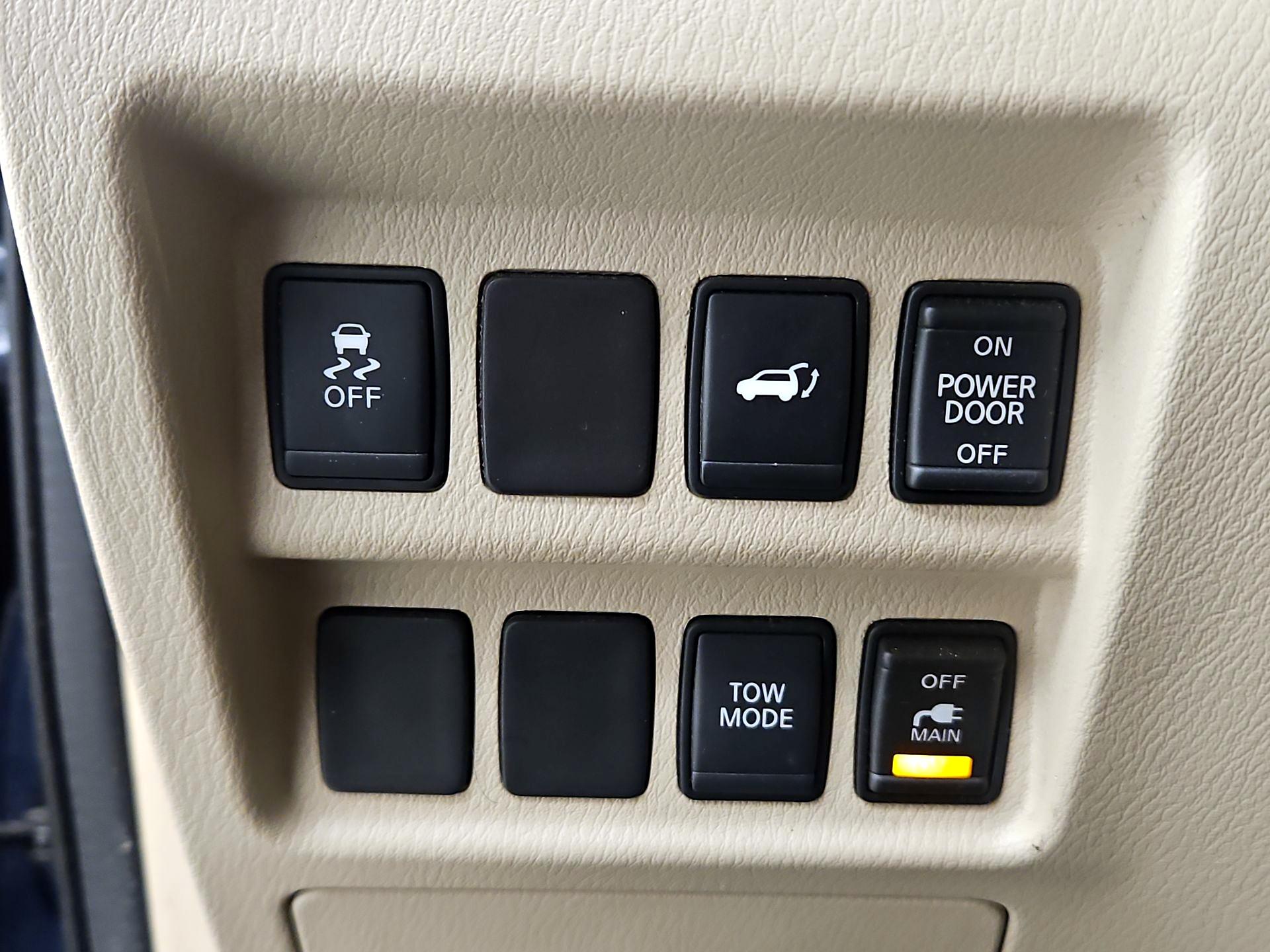 Thumbnail: 2014 Nissan Pathfinder - 13