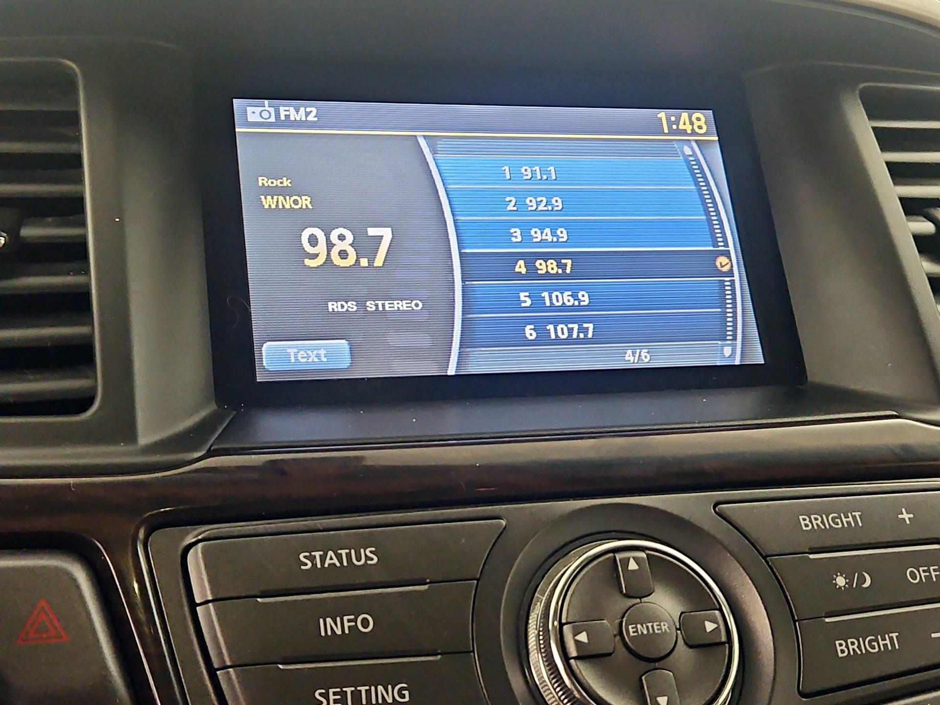 Thumbnail: 2014 Nissan Pathfinder - 15