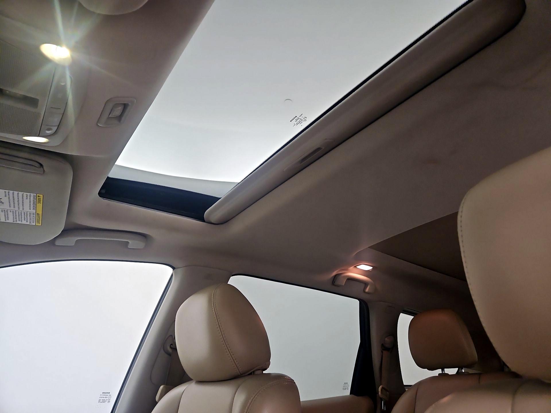 Thumbnail: 2014 Nissan Pathfinder - 19