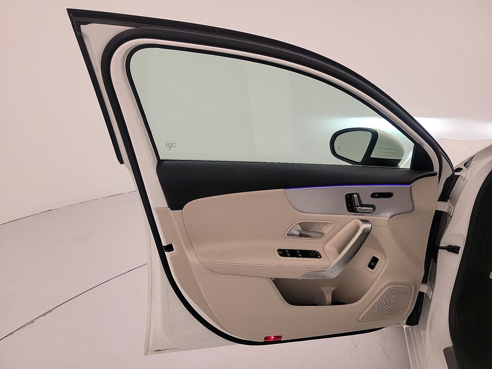 Thumbnail: 2021 Mercedes-Benz A-Class - 12