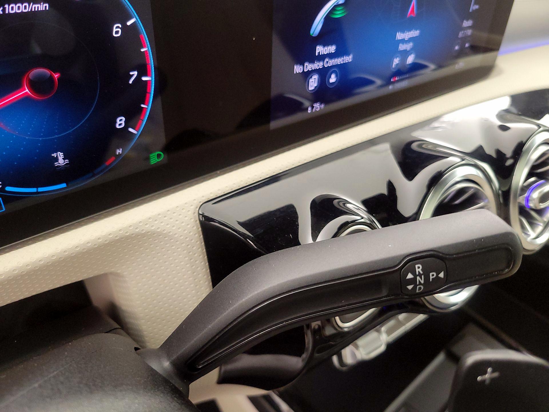 Thumbnail: 2021 Mercedes-Benz A-Class - 18