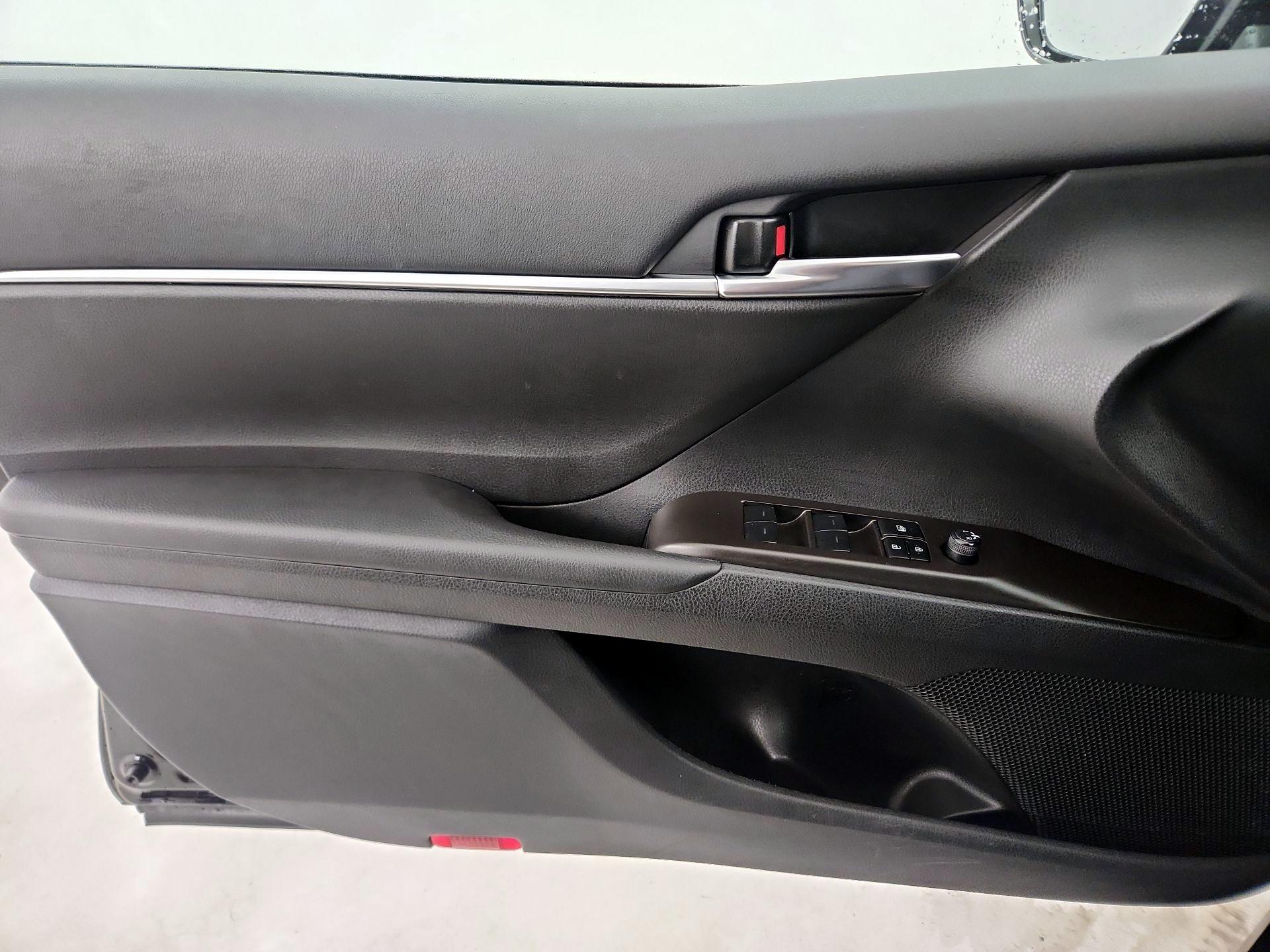 Thumbnail: 2024 Toyota Camry - 12