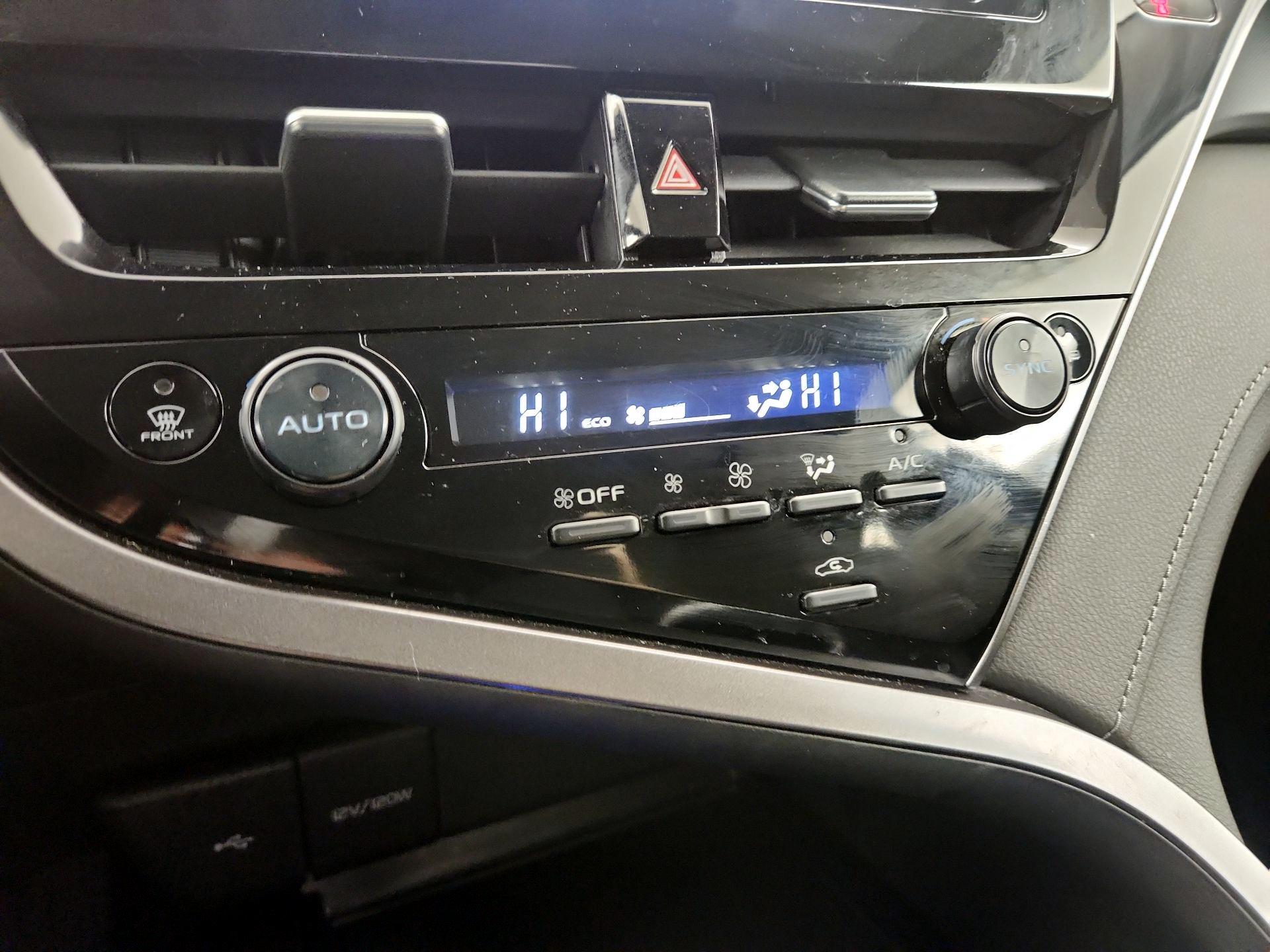 Thumbnail: 2024 Toyota Camry - 16