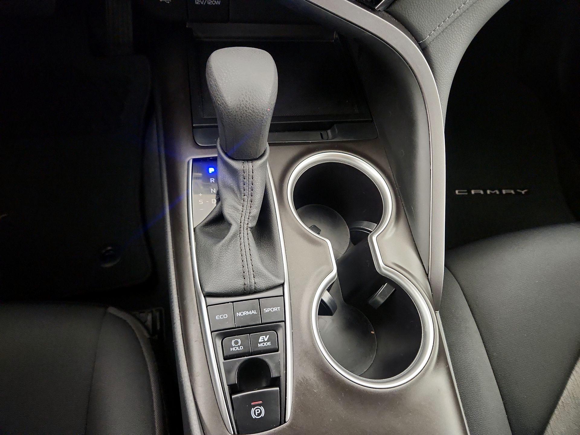 Thumbnail: 2024 Toyota Camry - 17