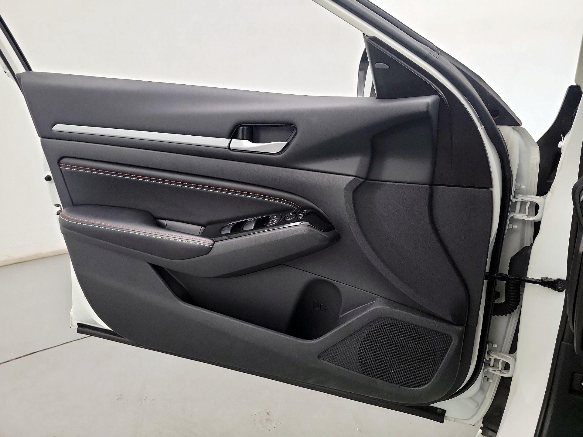 Thumbnail: 2023 Nissan Altima - 12