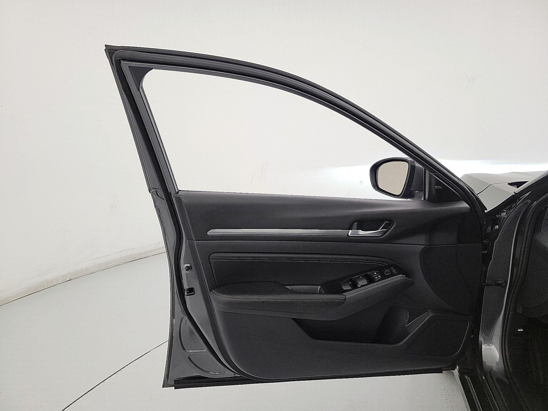 Thumbnail: 2023 Nissan Altima - 12