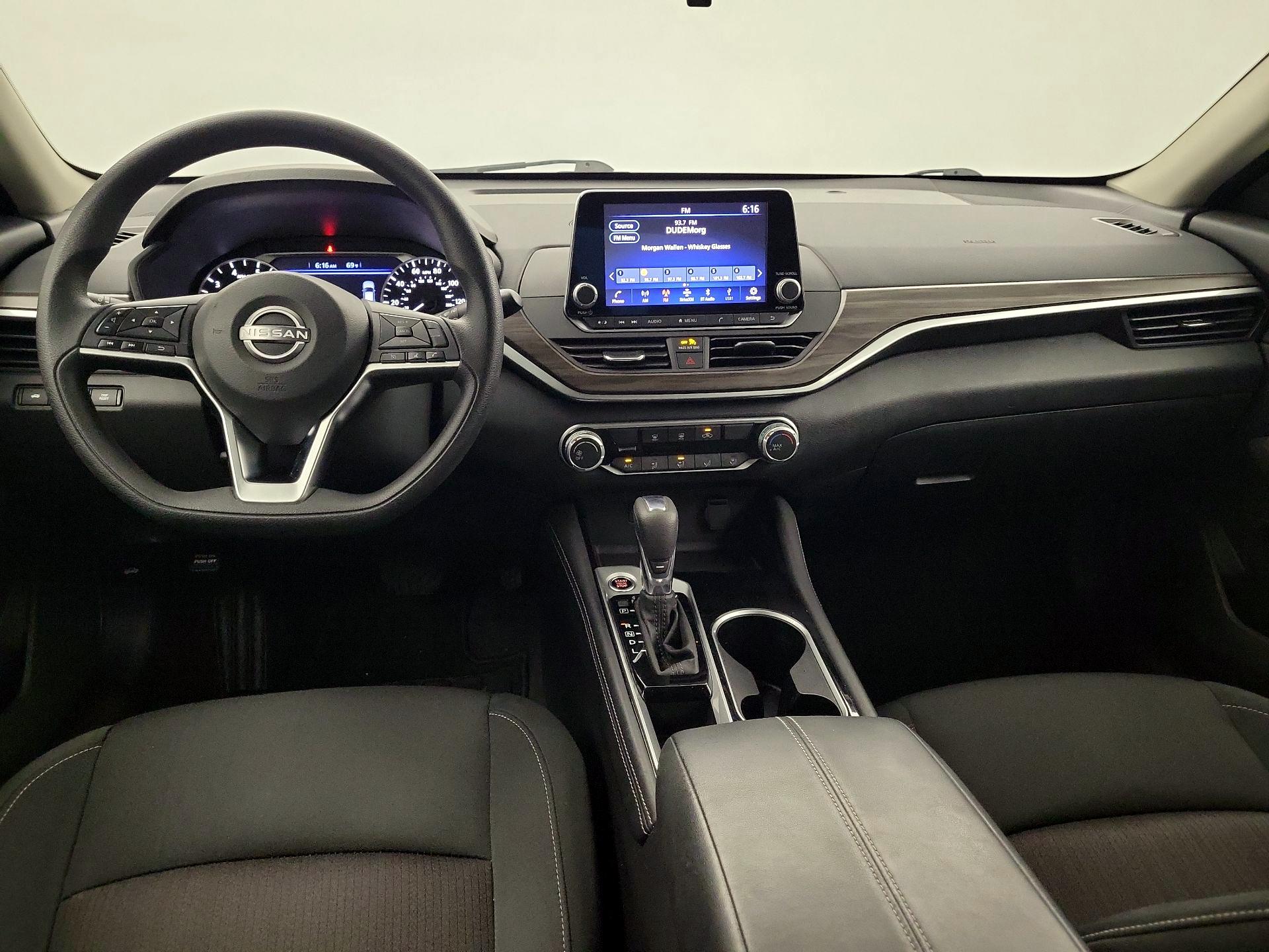 Thumbnail: 2023 Nissan Altima - 8