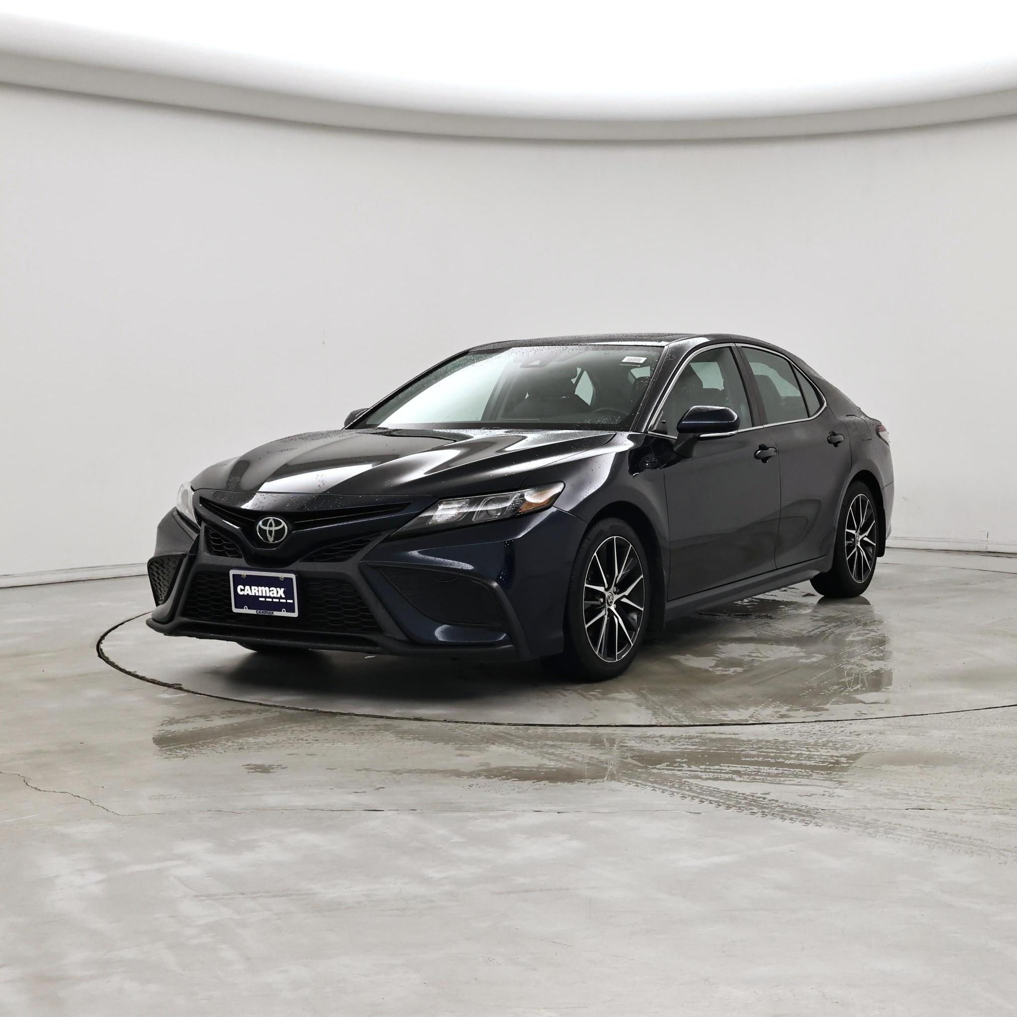 Thumbnail: 2021 Toyota Camry - 4