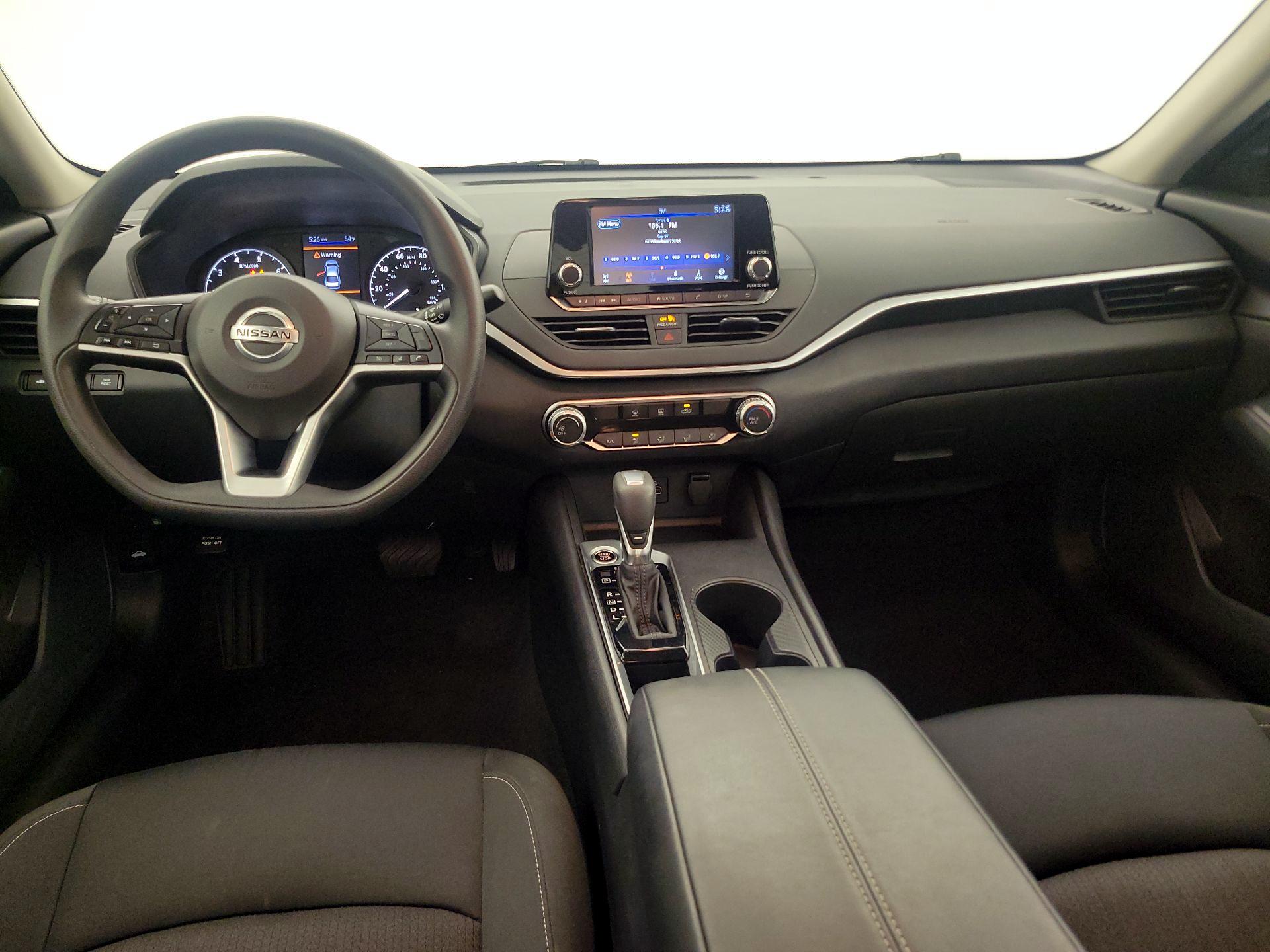 Thumbnail: 2022 Nissan Altima - 9