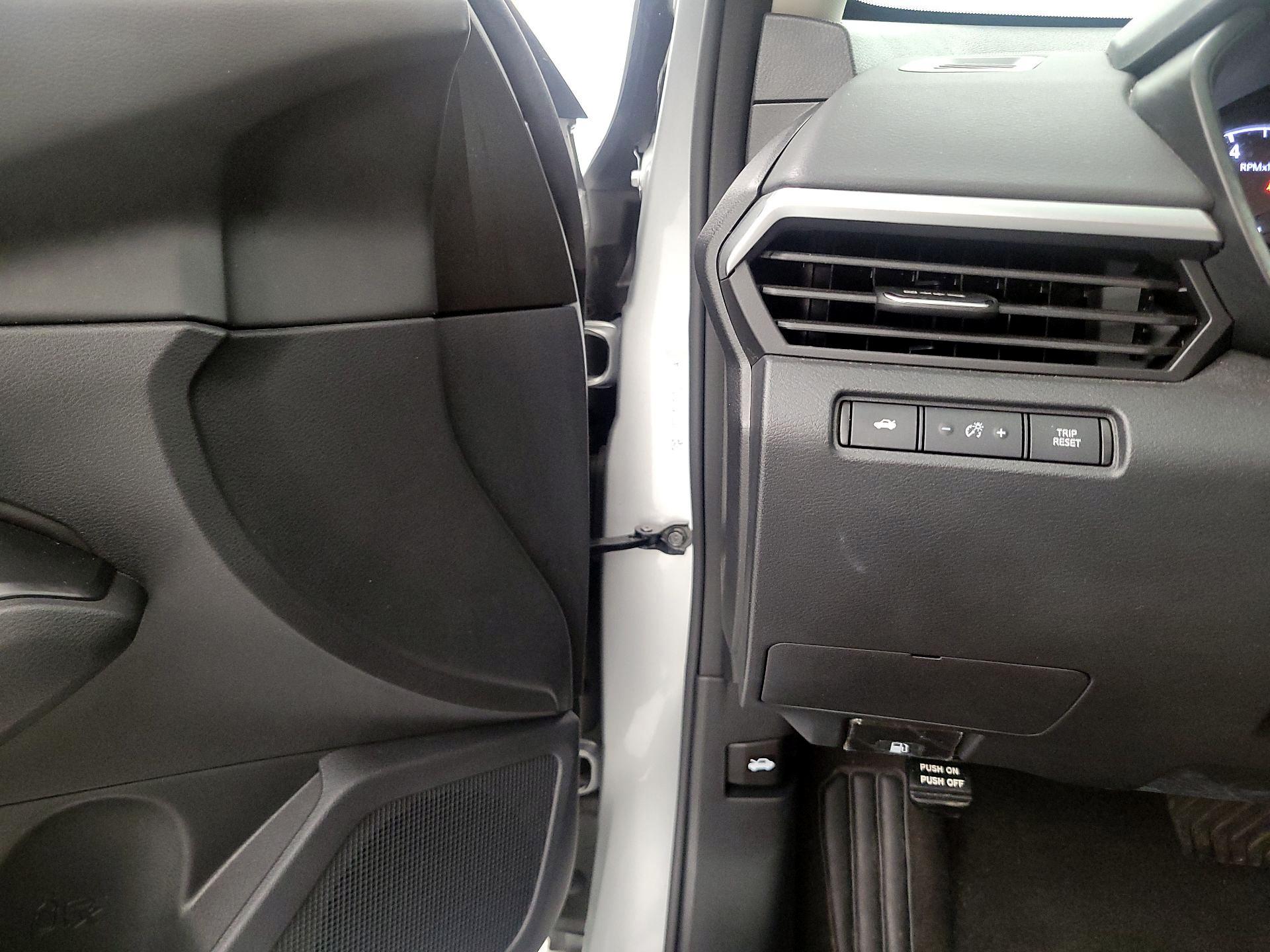 Thumbnail: 2022 Nissan Altima - 13