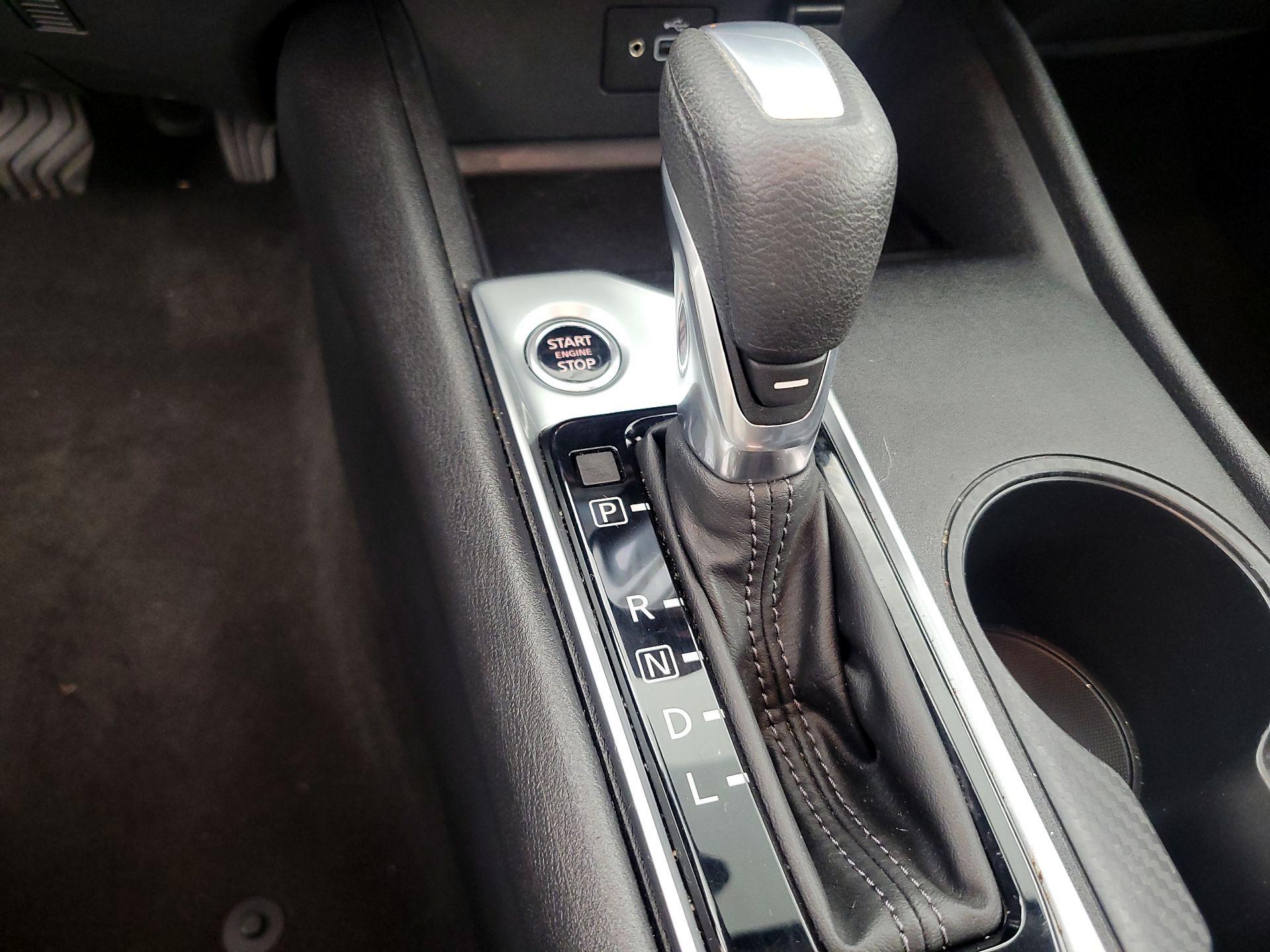 Thumbnail: 2022 Nissan Altima - 17