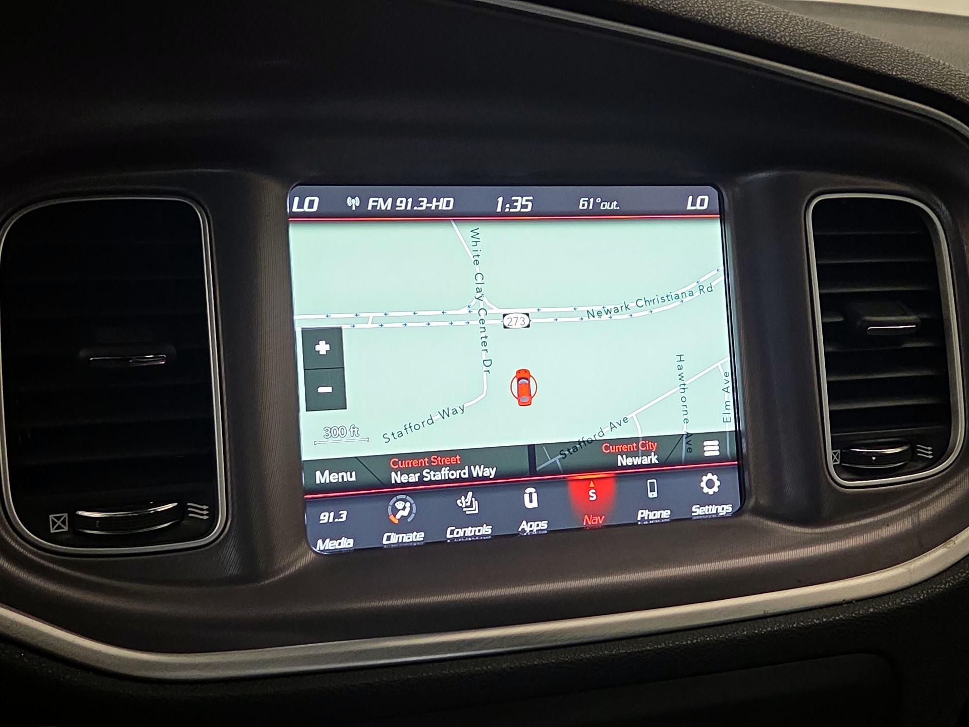 Thumbnail: 2022 Dodge Charger - 14