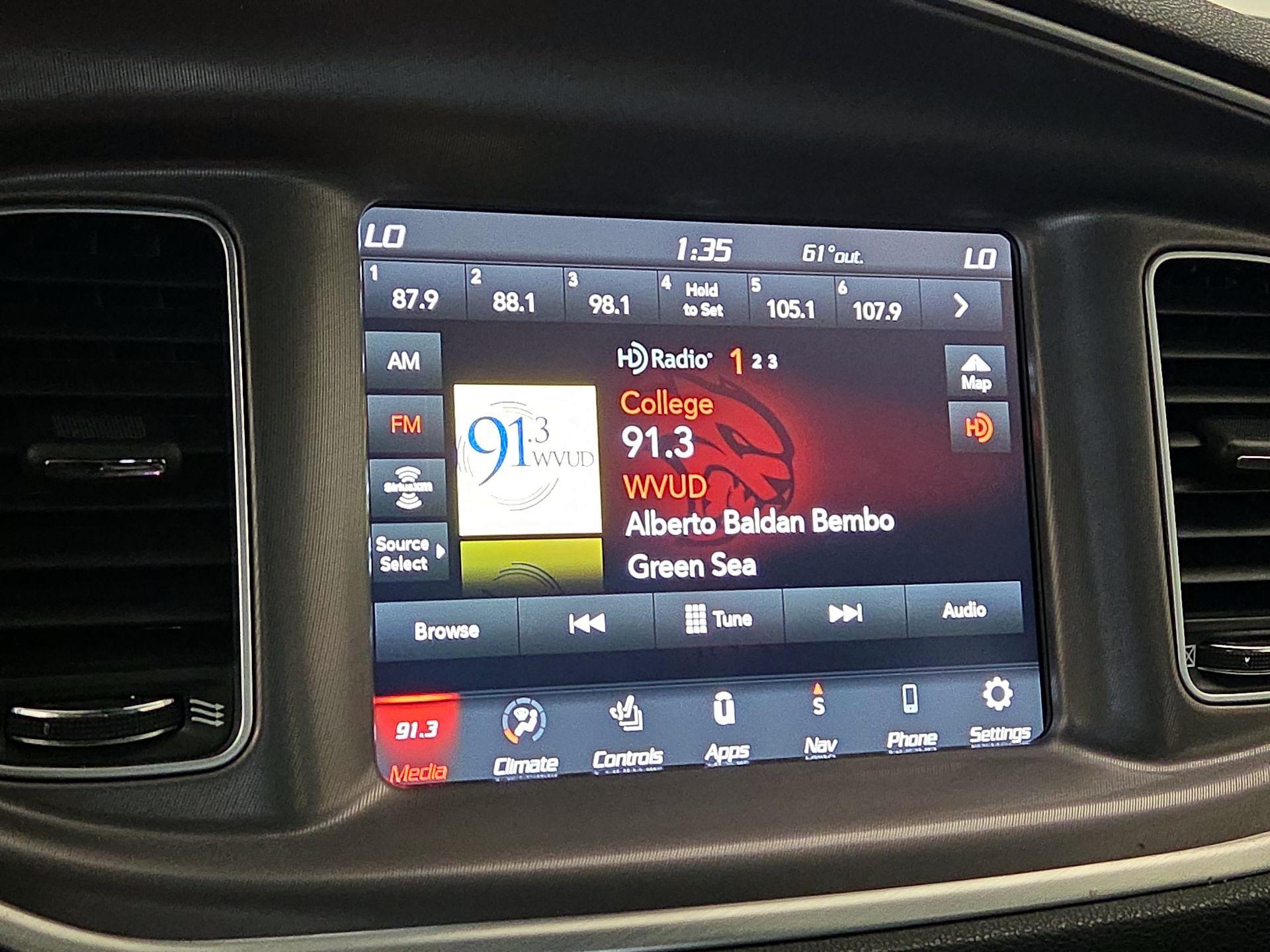 Thumbnail: 2022 Dodge Charger - 16